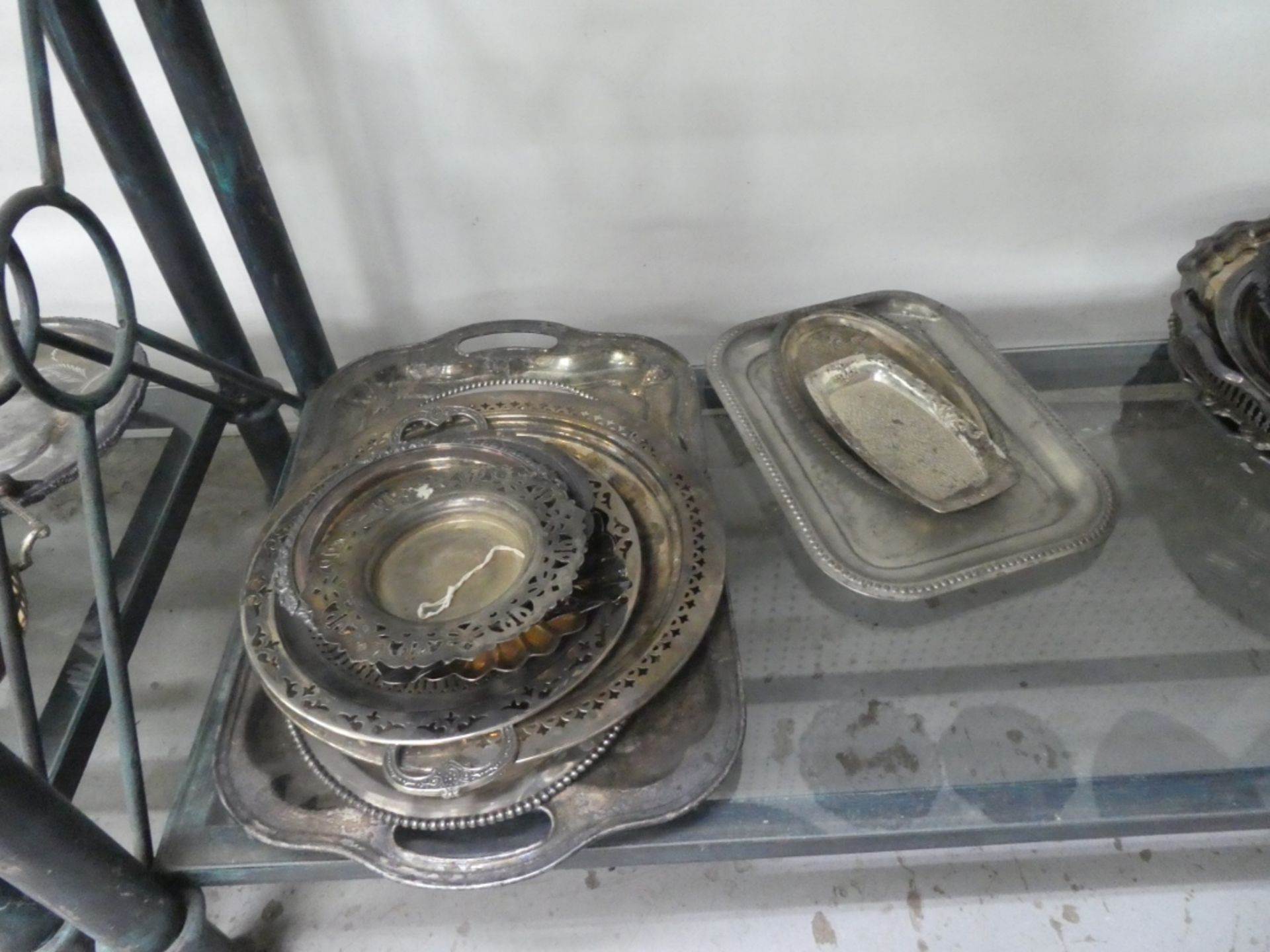 1 SHELF SILVERPLATE - Image 2 of 3