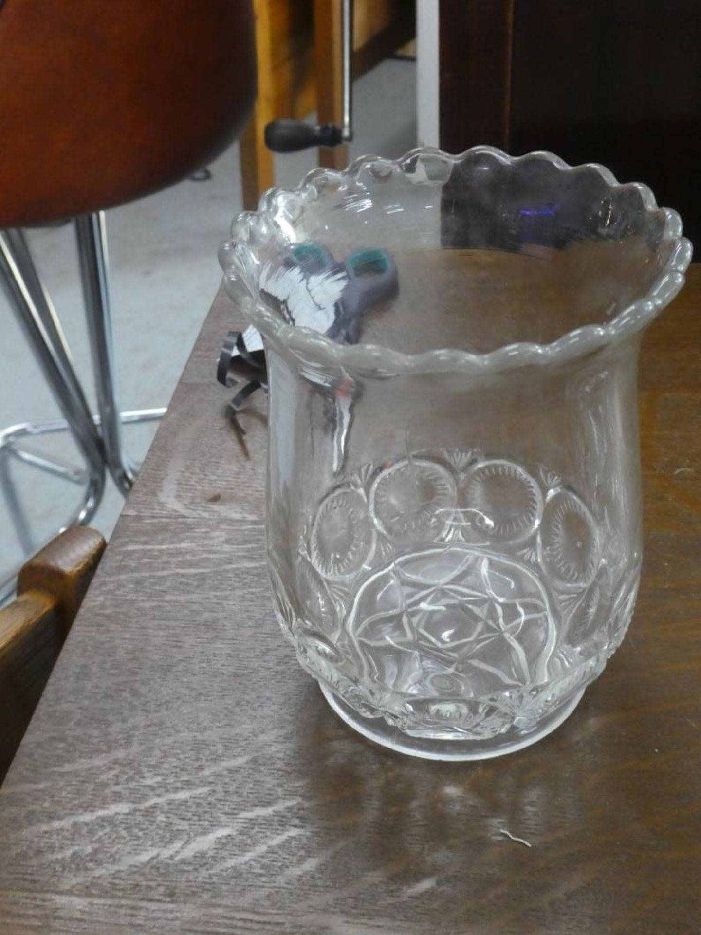 HAND BLOWN CUERT, DEPESSION GLASS DISH & VASE - Image 2 of 4