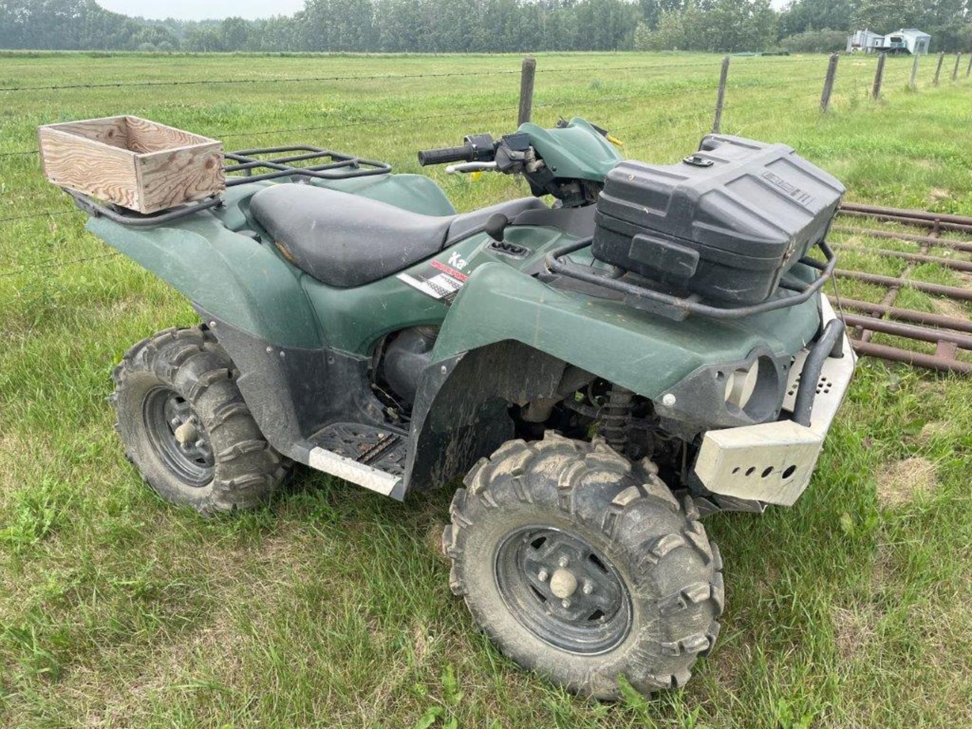 2007 KAWASAKI BRUTE FORCE 750 ATV 4X4 AUTO 1761 KM'S SHOWING, W/ WINCH, POLY ATV BOX, SPARE BELT,