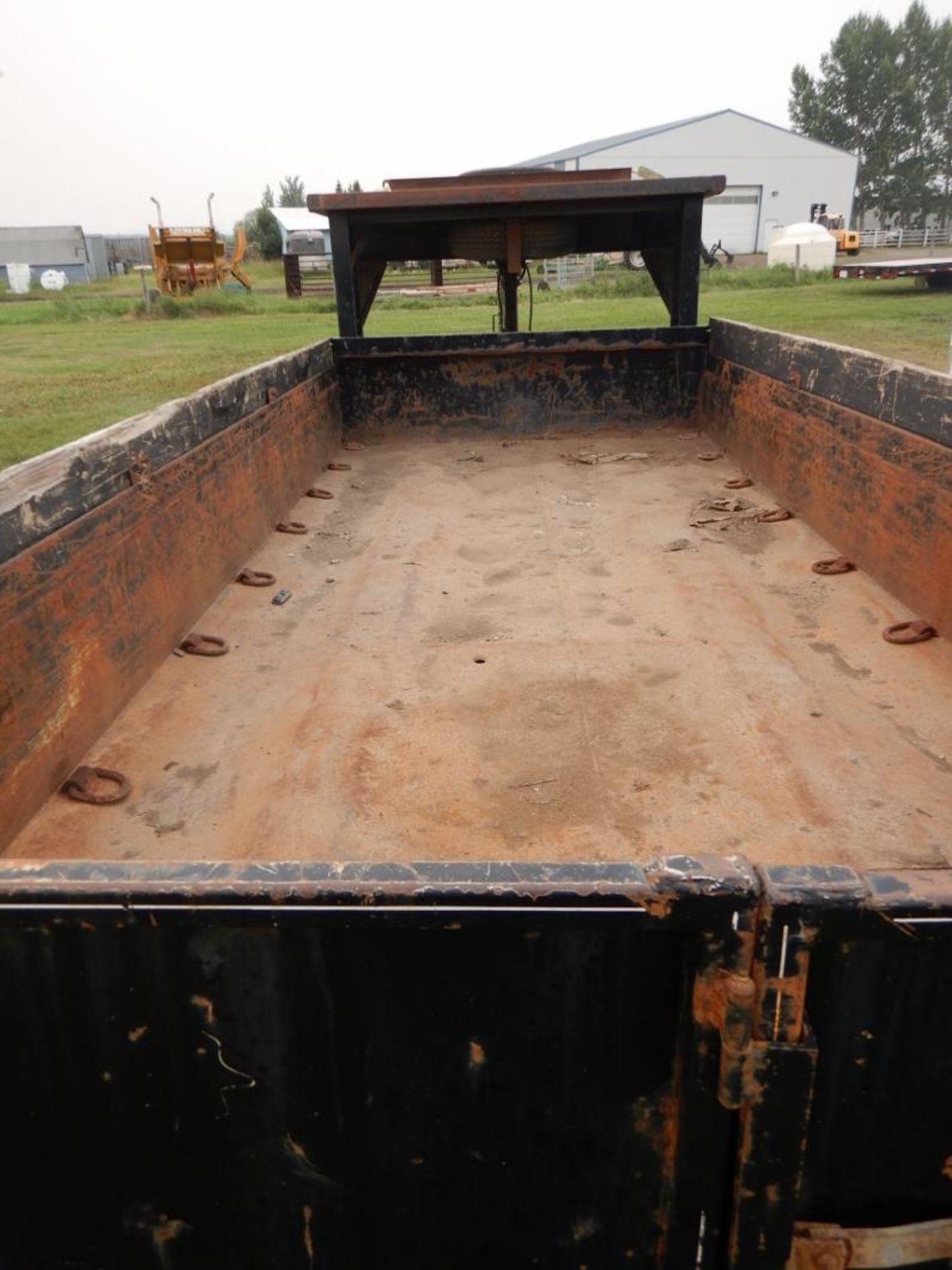 2008 TRAILTECH 16FT GN HYD. DUMP TRAILER, TRI-AXLE, 21,000 GVWR, W/ GN DECK, RAMPS, 13,200LBS - Image 4 of 15