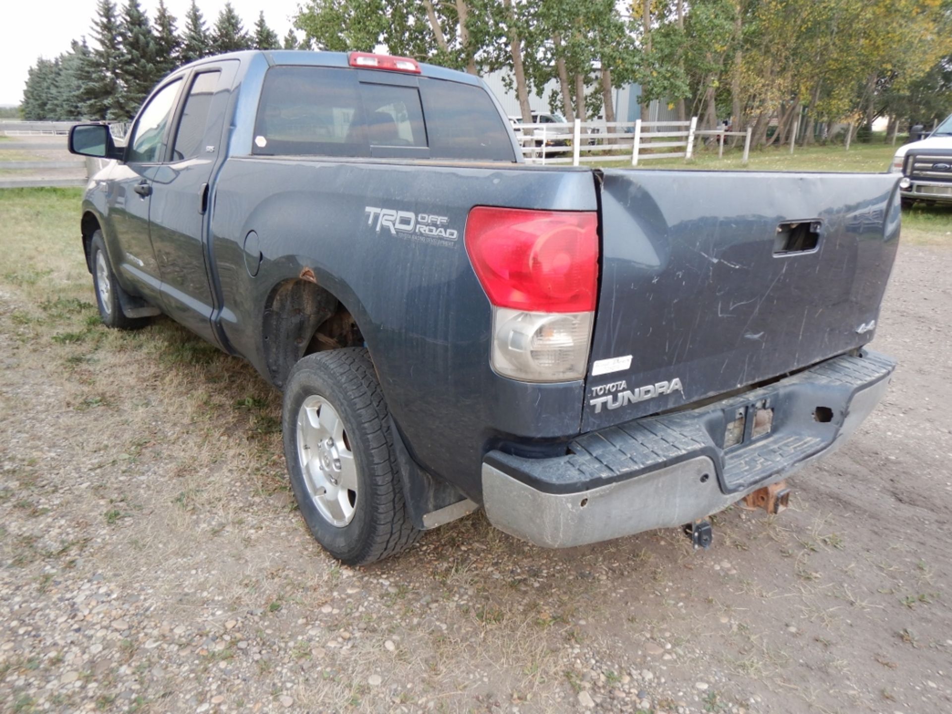 2007 TOYOTA TUNDRA 4X4 P/U W/ 5.7L V8, A/T, QUAD CAB, CLOTH INT., 6FT BOX, 508,273 KM'S SHOWING - Image 3 of 21