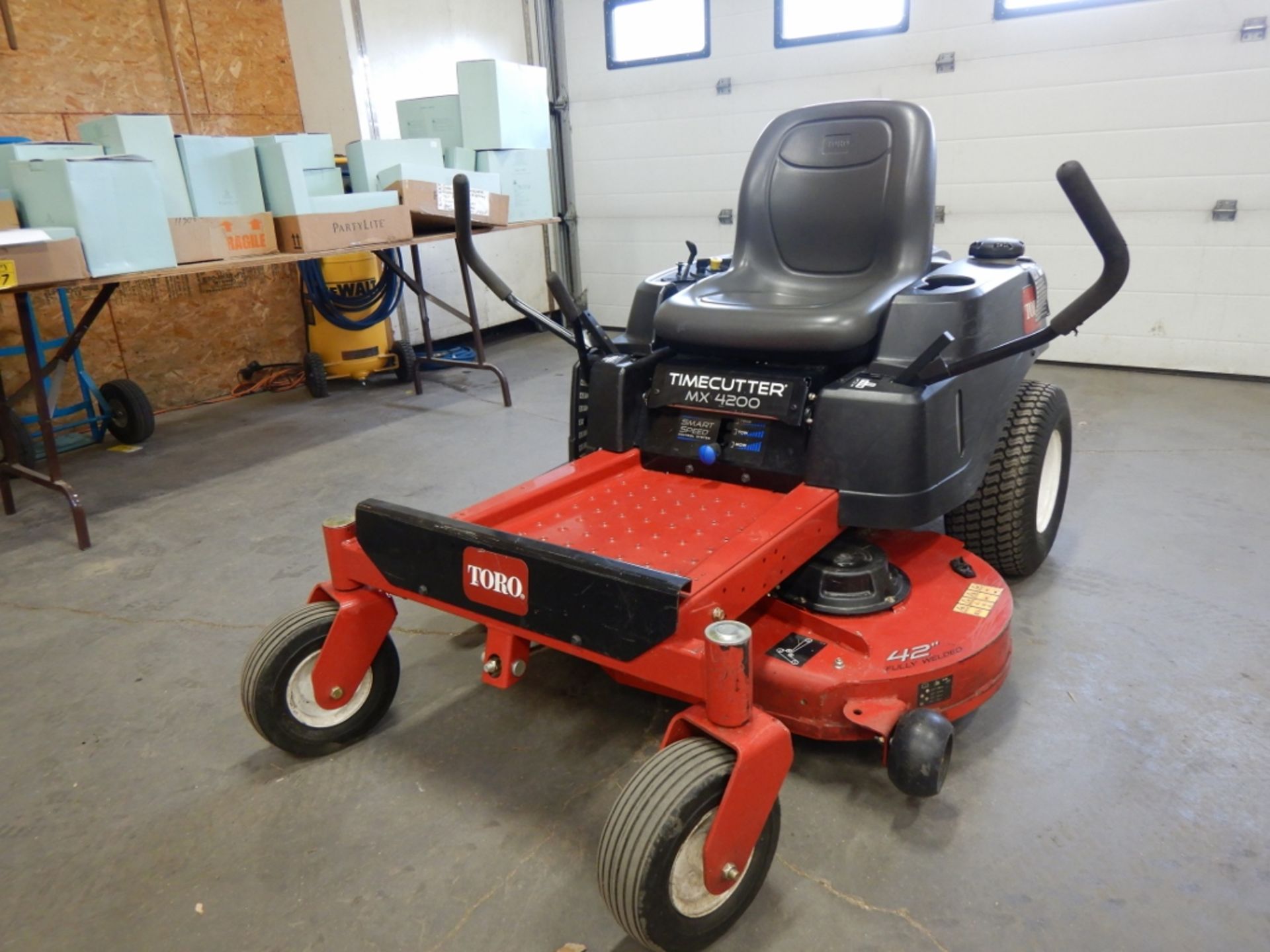 2018 TORO TIME CUTTER MX4200 RIDING MOWER, W/ 42" MOWER, SMART SPEED CONTROL - GREAT CONDITION - Image 15 of 15