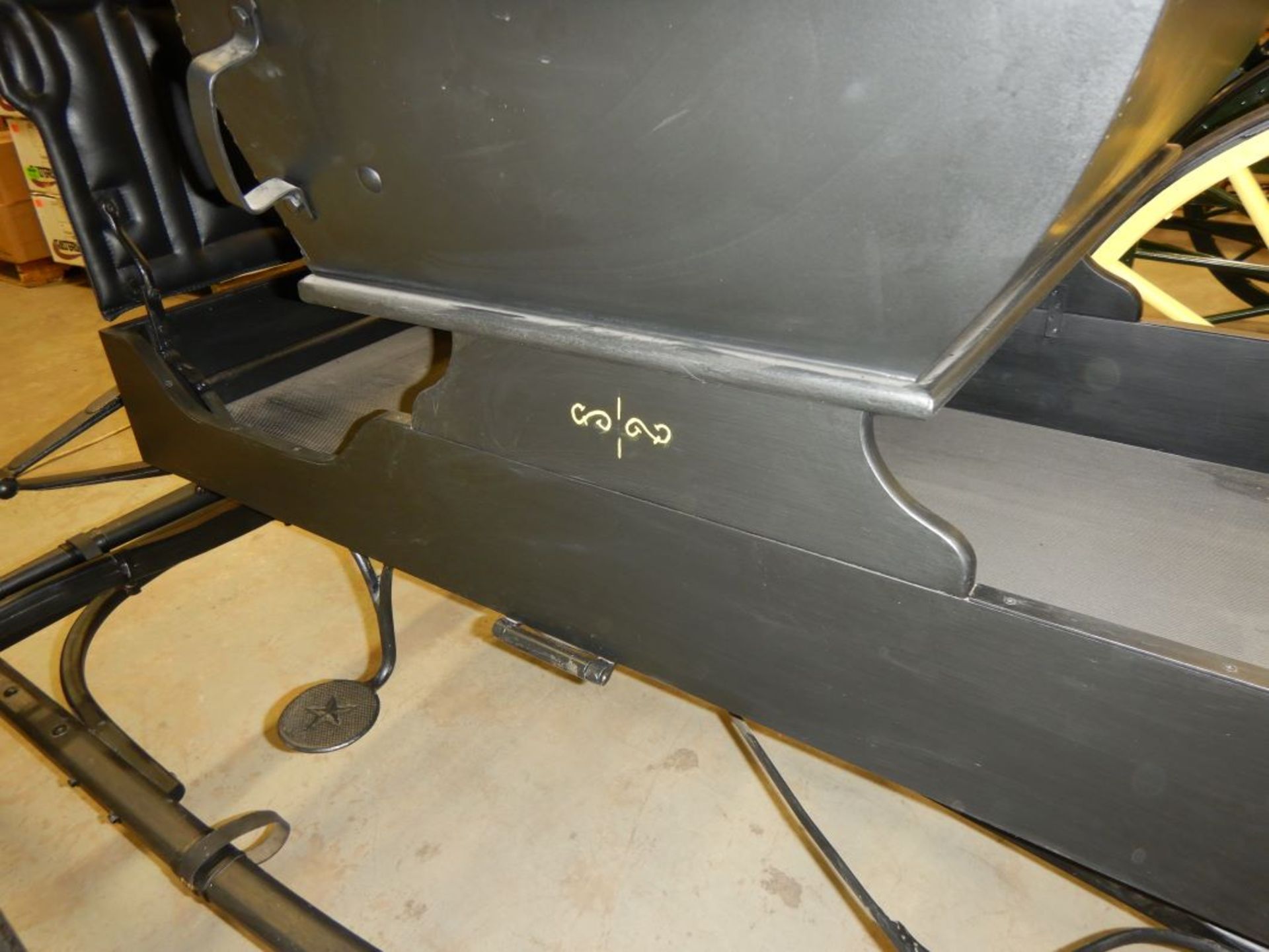 FRESH RESTORATION OF DOCTOR'S BUGGY W/SHALVES, RUBBER TIRES, DONE BY JIM TRONNES - Image 12 of 12