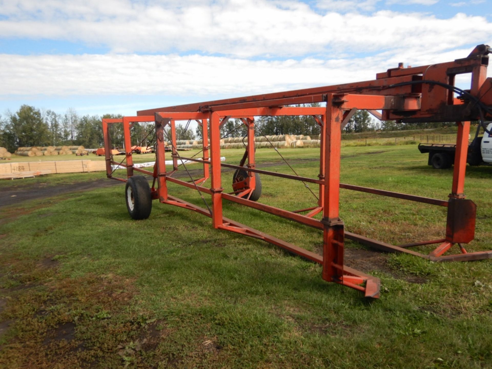 GN INLAND 8 ROUND BALE HANDLER - Image 6 of 6