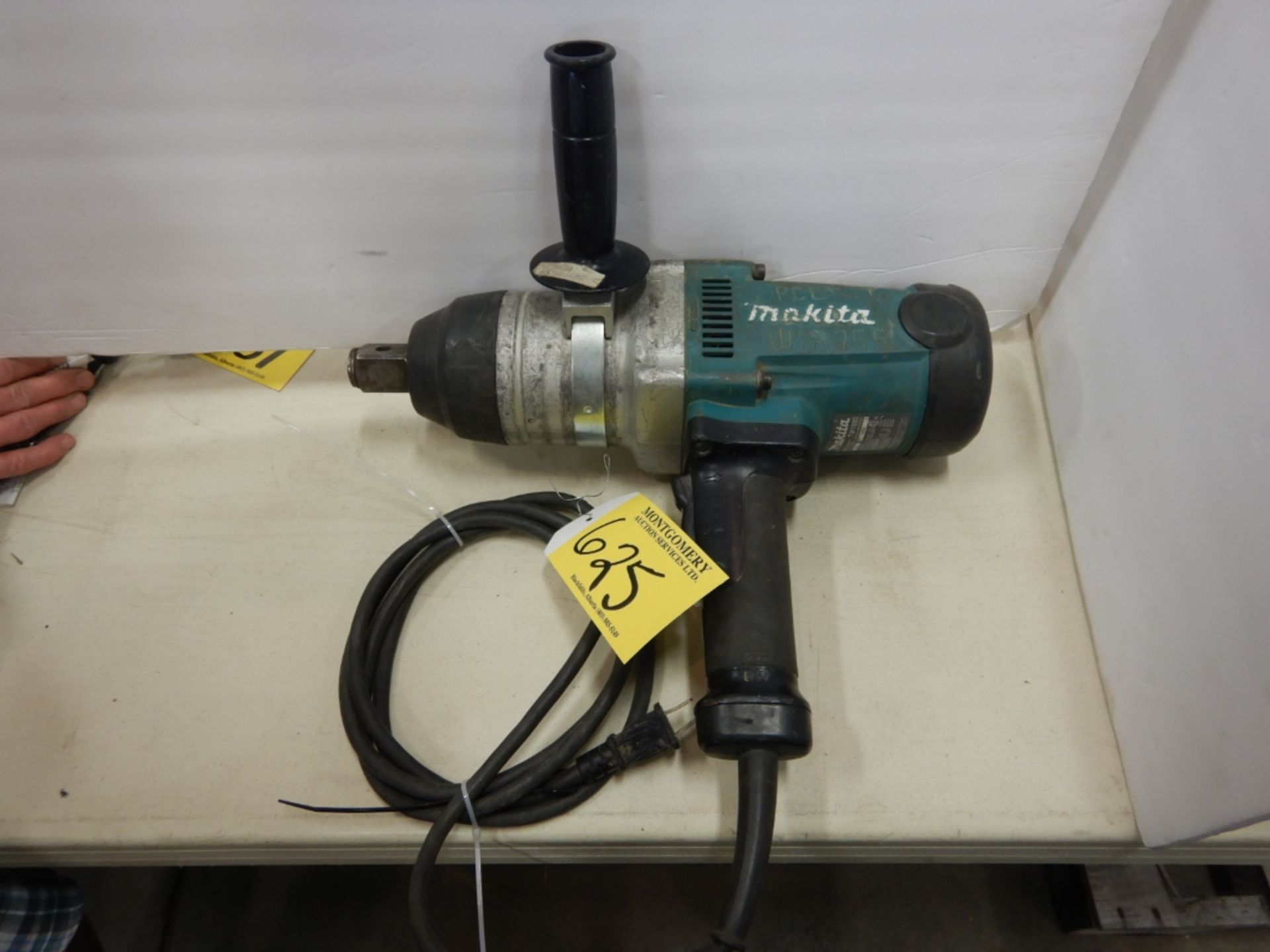 MAKITA 1" ELECTRIC IMPACT MOD TW1000