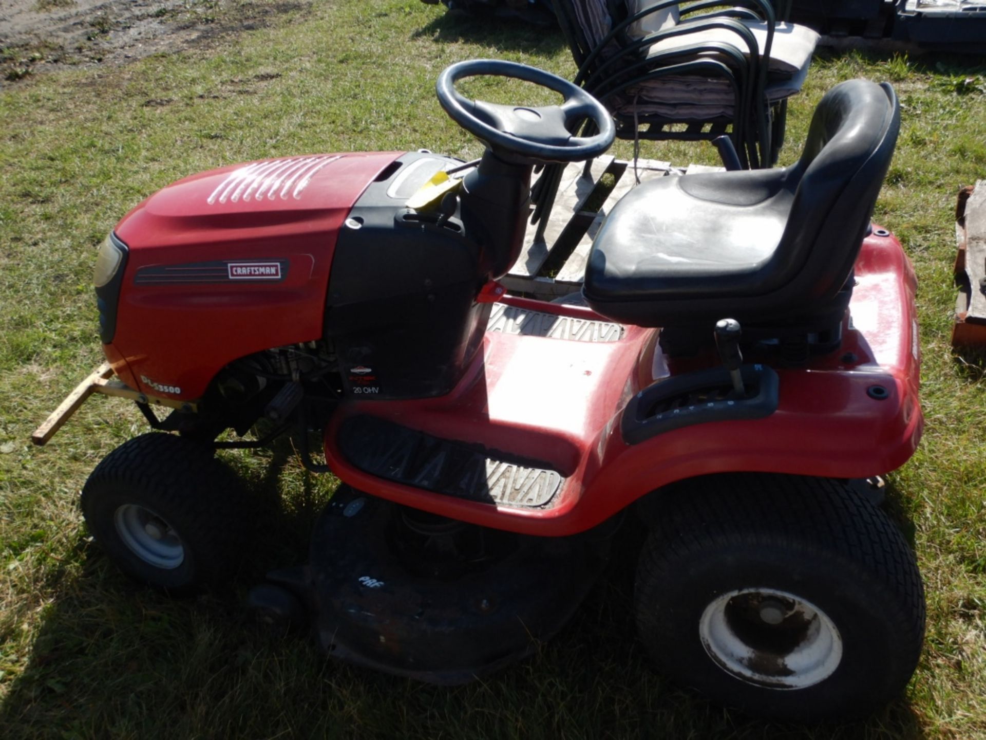 CRAFTSMAN LAWN TRACTOR - Image 5 of 6