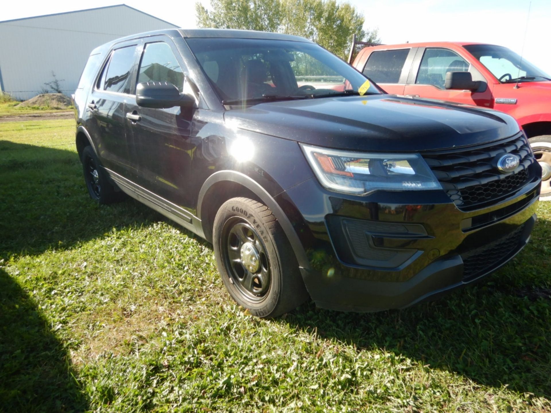 2016 FORD EXPLORER SPORT UTILITY SUV - POLICE 4WD, S/N 1FM5K8AR6GGB74955, 183,577 KM SHOWING - Image 2 of 13