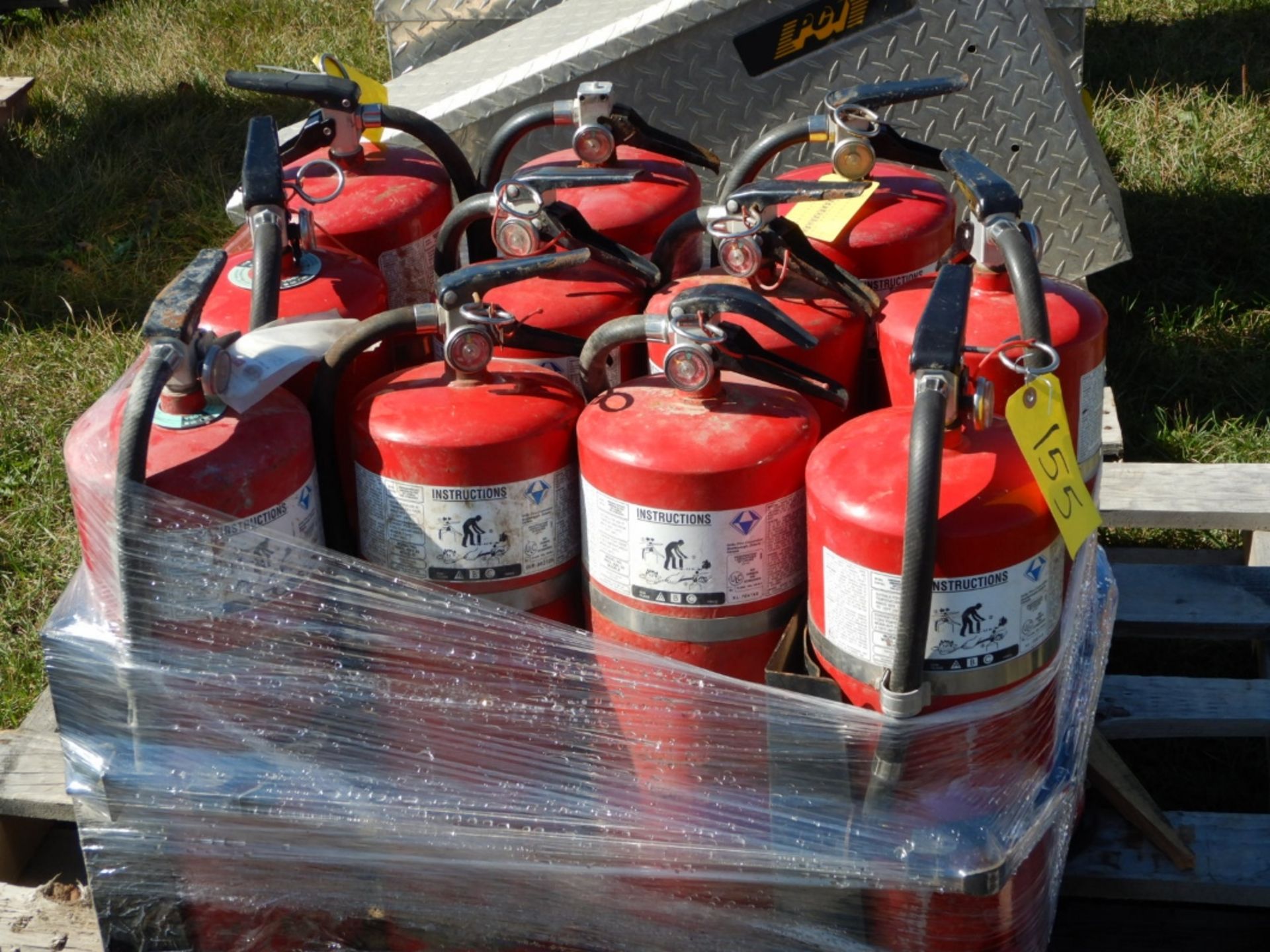 L/O ABC FIRE EXTINGUISHERS - Image 2 of 2