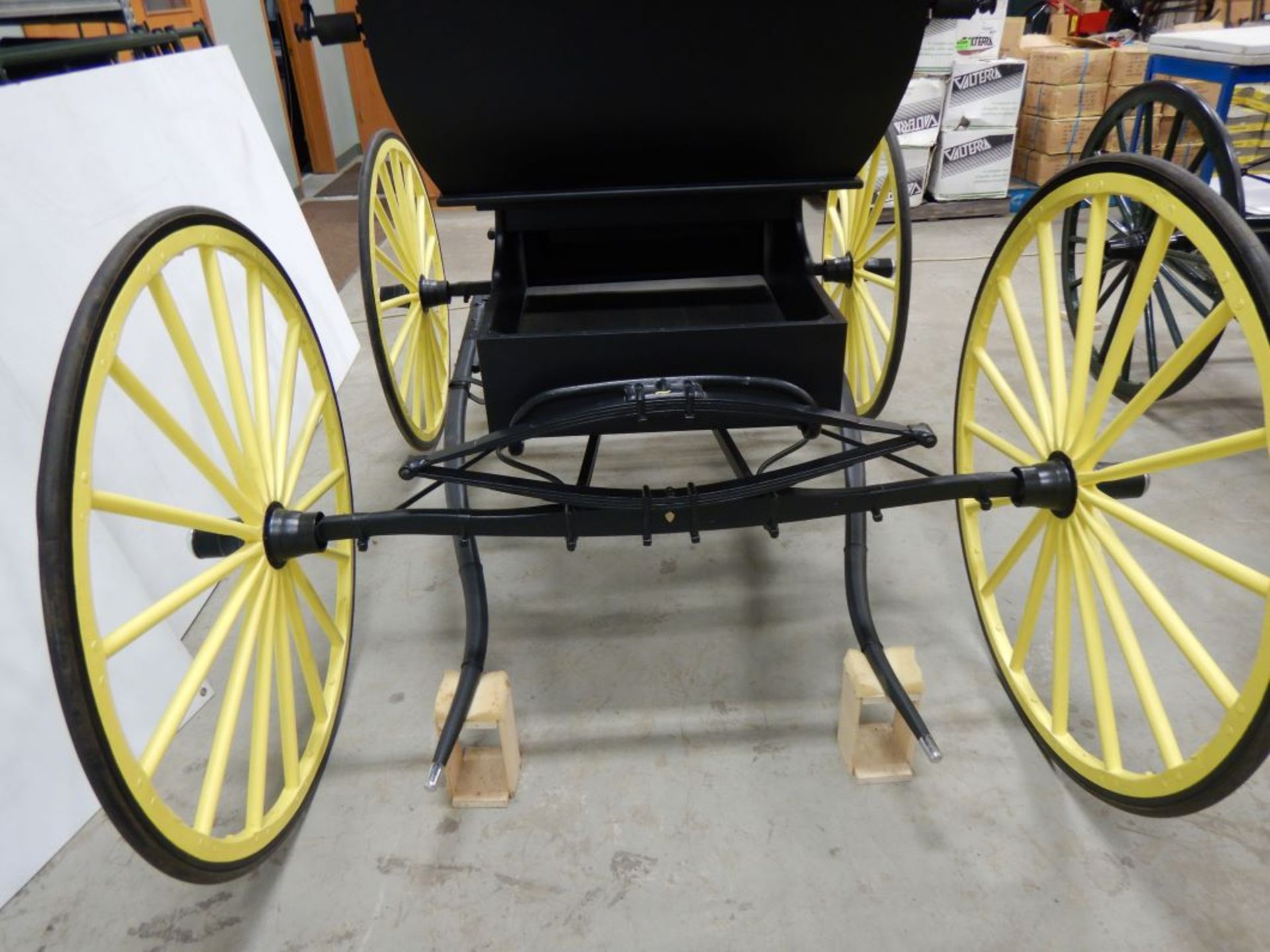 FRESH RESTORATION OF DOCTOR'S BUGGY W/SHALVES, RUBBER TIRES, DONE BY JIM TRONNES - Image 8 of 12