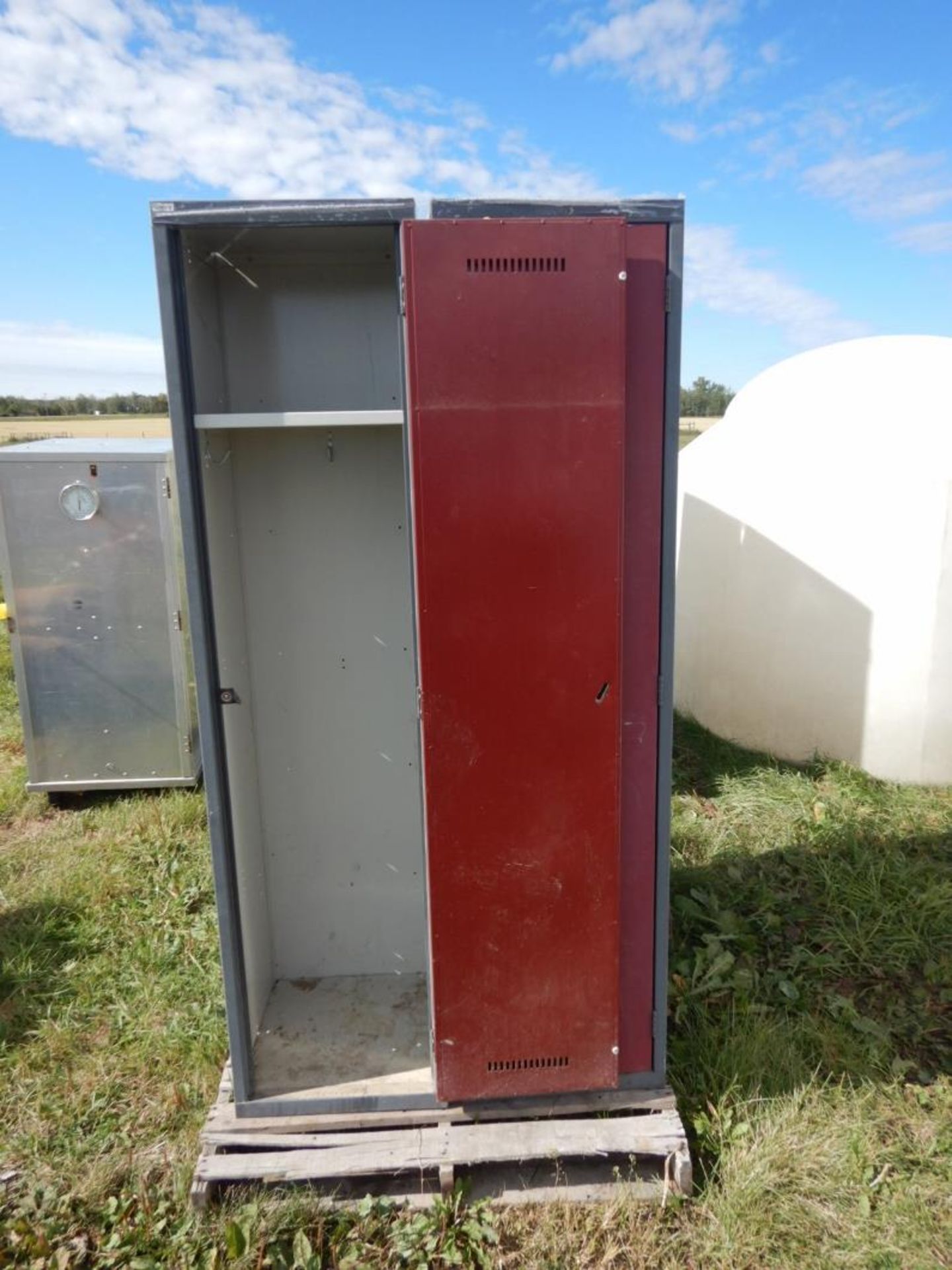 L/O 8-18"X72" GYM LOCKERS - Image 3 of 3