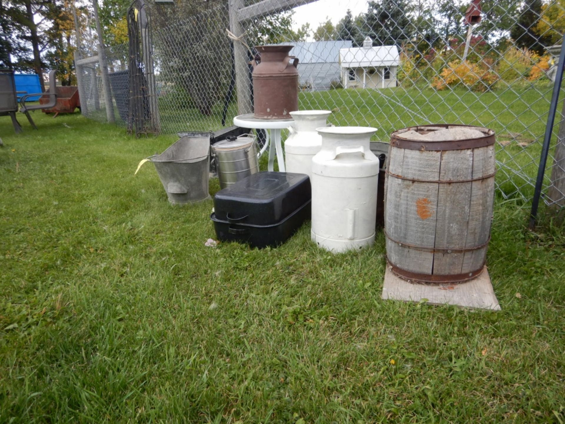 L/O ASSORTED COAL PAILS, CREAM CANS, COPPER WASH BOILER, LARGE ROASTER PAN, ETC - Image 3 of 4