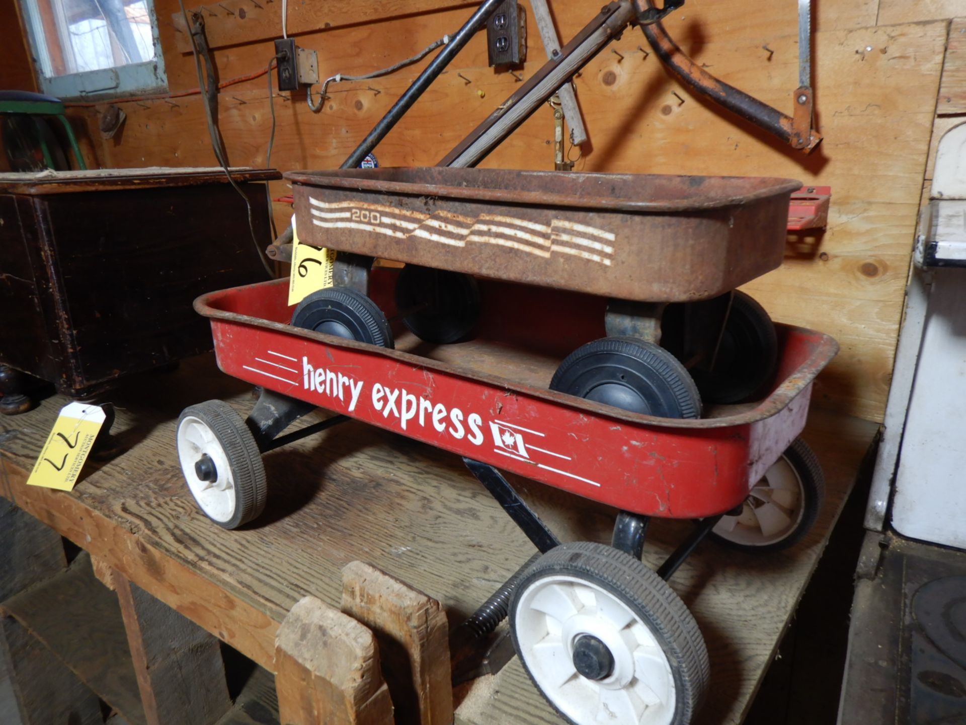 VINTAGE HENRY EXPRESS CHILDS WAGON, VINTAGE FLYER 200 CHILDS WAGON - Image 2 of 3