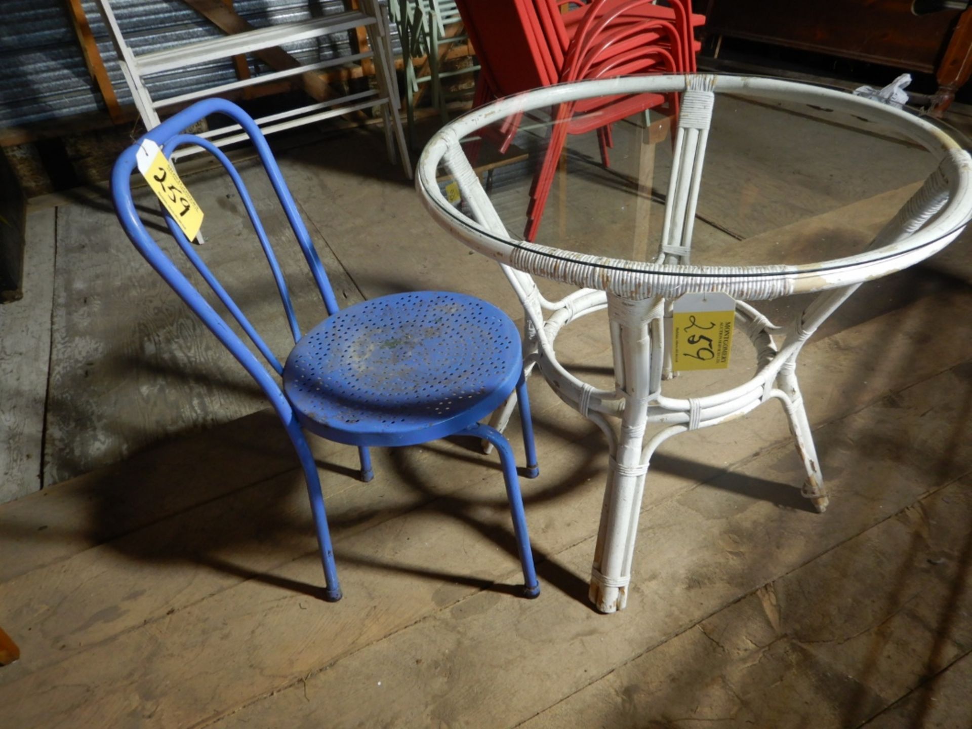 ROUND WICKER TABLE W/GLASS TOP, METAL ICE CREAM SYLE SIDE CHAIR