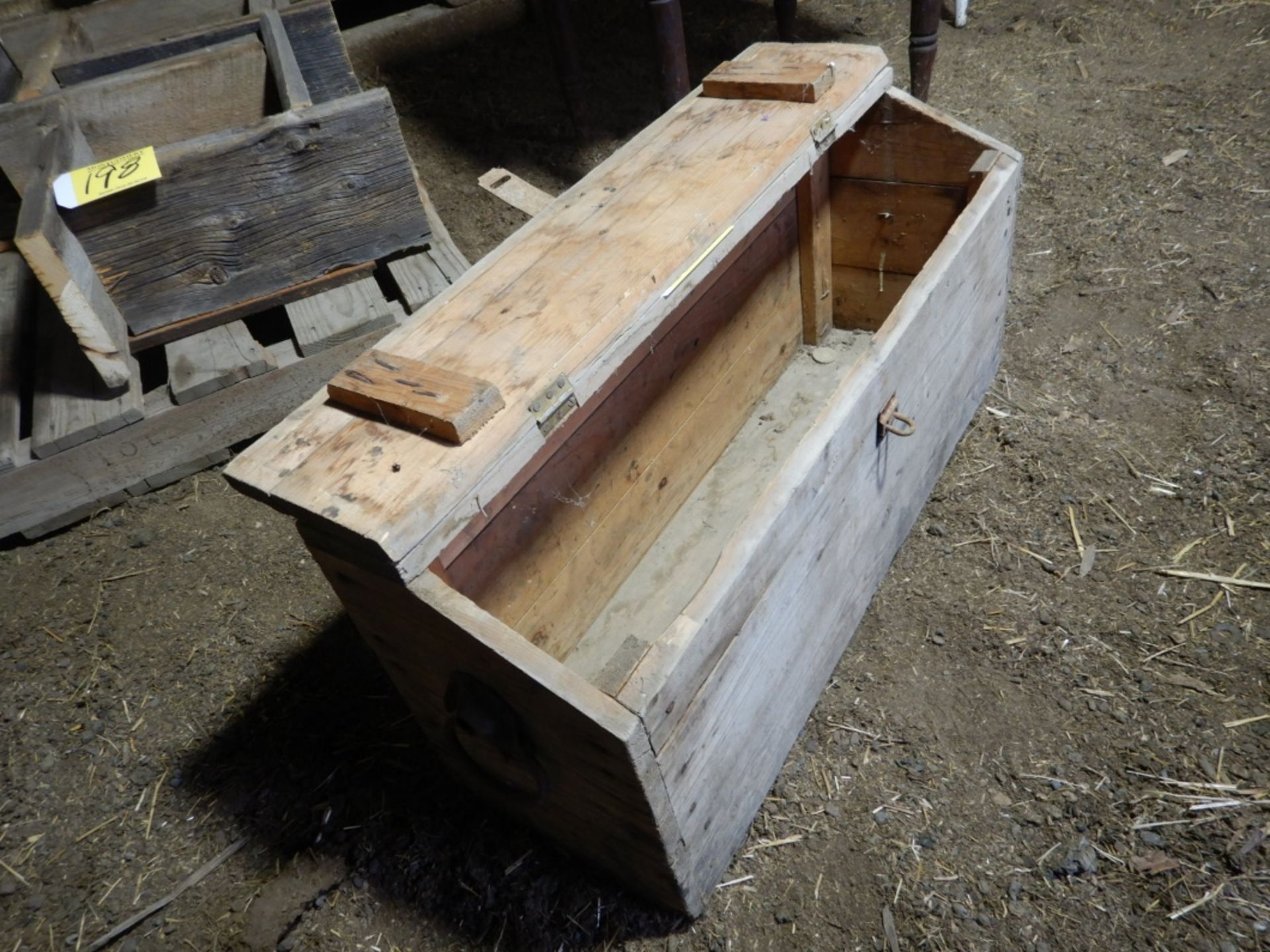 WOOD STORAGE BOX 12"WX32"L - Image 3 of 5