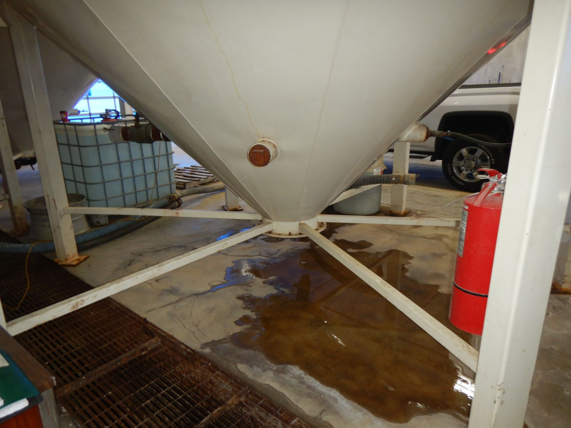 WHEATLAND M/N 1412EL SMOOTHWALL LIQUID HOPPER BIN, 18,449 GAL./2,084 BUSHEL, EPOXY LINED, W/ LADDER, - Image 2 of 6