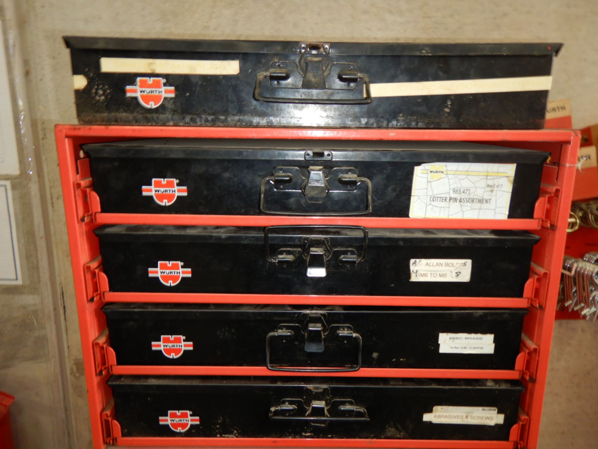 WURTH 4-DRAWER ASSORTMENT CABINET W/ 5 TRAYS, BOLTS, GREASE NIPPLES, COTTER PINS, ETC.