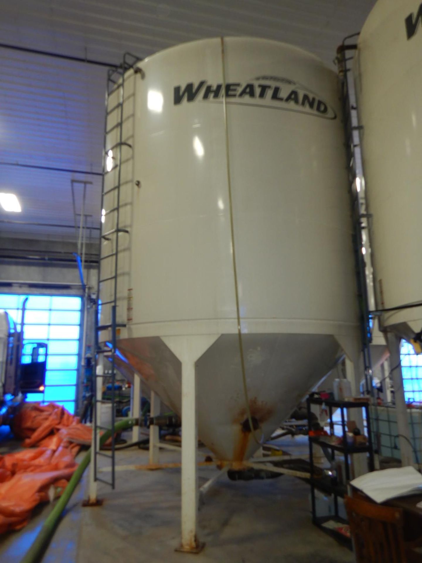 WHEATLAND M/N 1412EL SMOOTHWALL LIQUID HOPPER BIN, 18,449 GAL./2,084 BUSHEL, EPOXY LINED, W/ LADDER, - Image 4 of 5