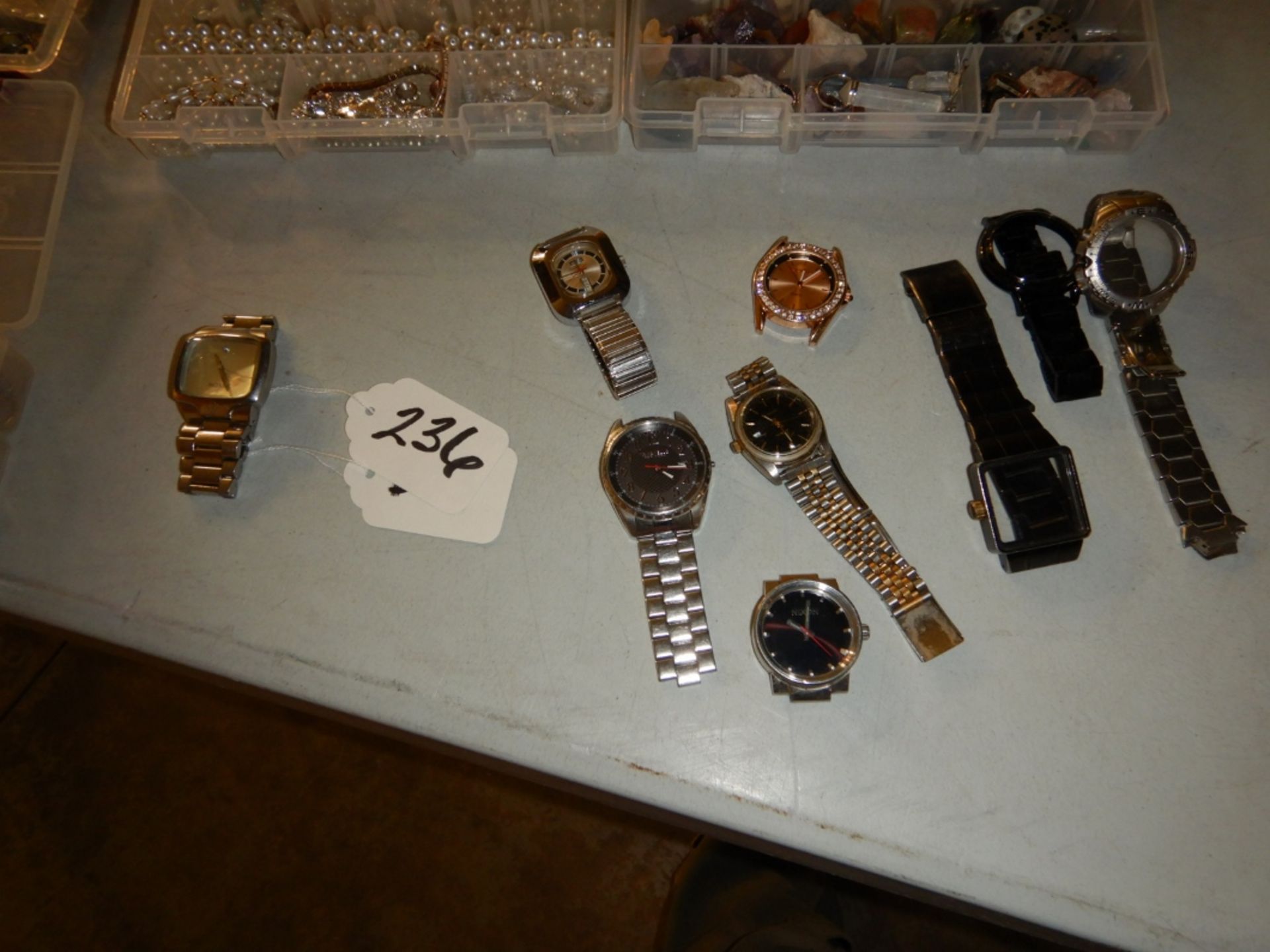 B73 L/O COSTUME JEWELRY, WATCHES, ETC. - Image 6 of 8