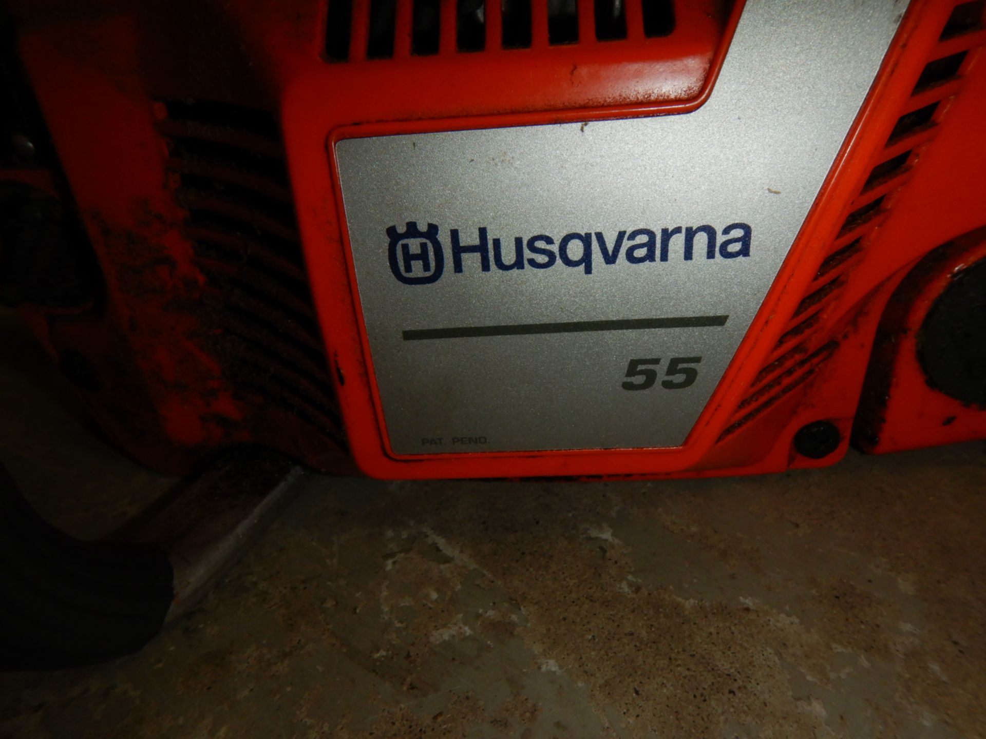 B46 HUSQVARNA 55 CHAIN SAW W/CASE - Image 5 of 5