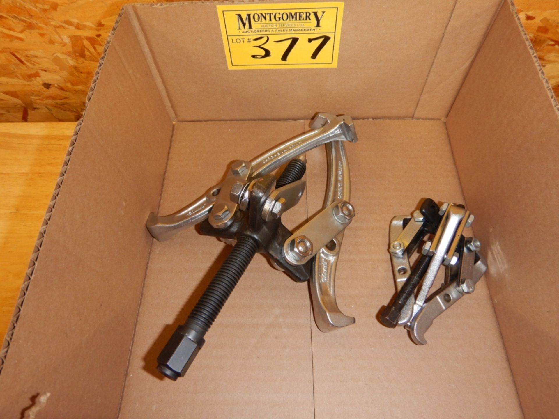 6IN GEAR PULLER AND POWER BUILT 648490 GEAR PULLER - Image 2 of 2