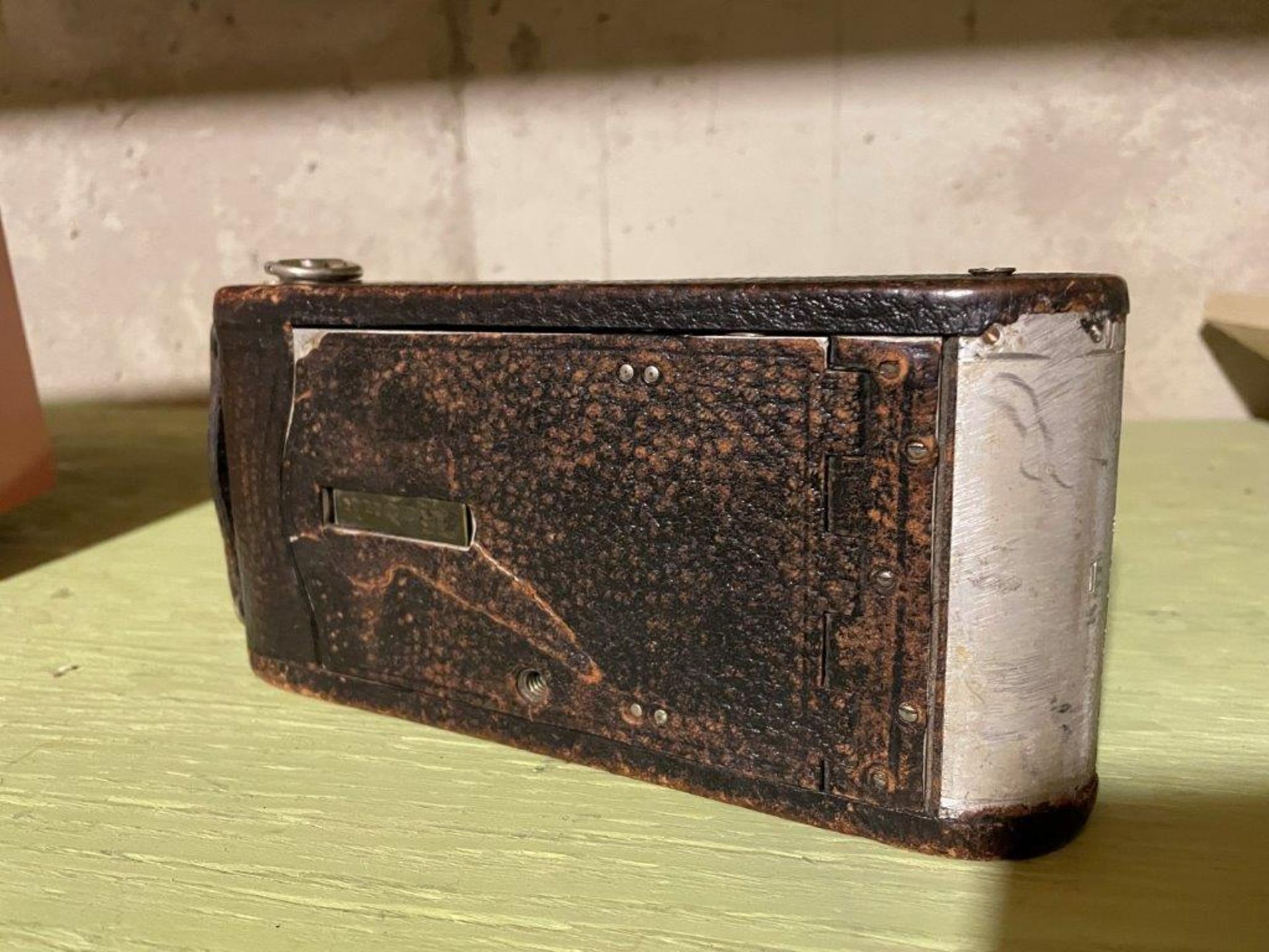 ANTIQUE NO.1-A FOLDING POCKET KODAK SPECIAL MODEL A PANORAMIC CAMERA & BELL AND HOWELL VIDEO CAMERA - Image 3 of 10