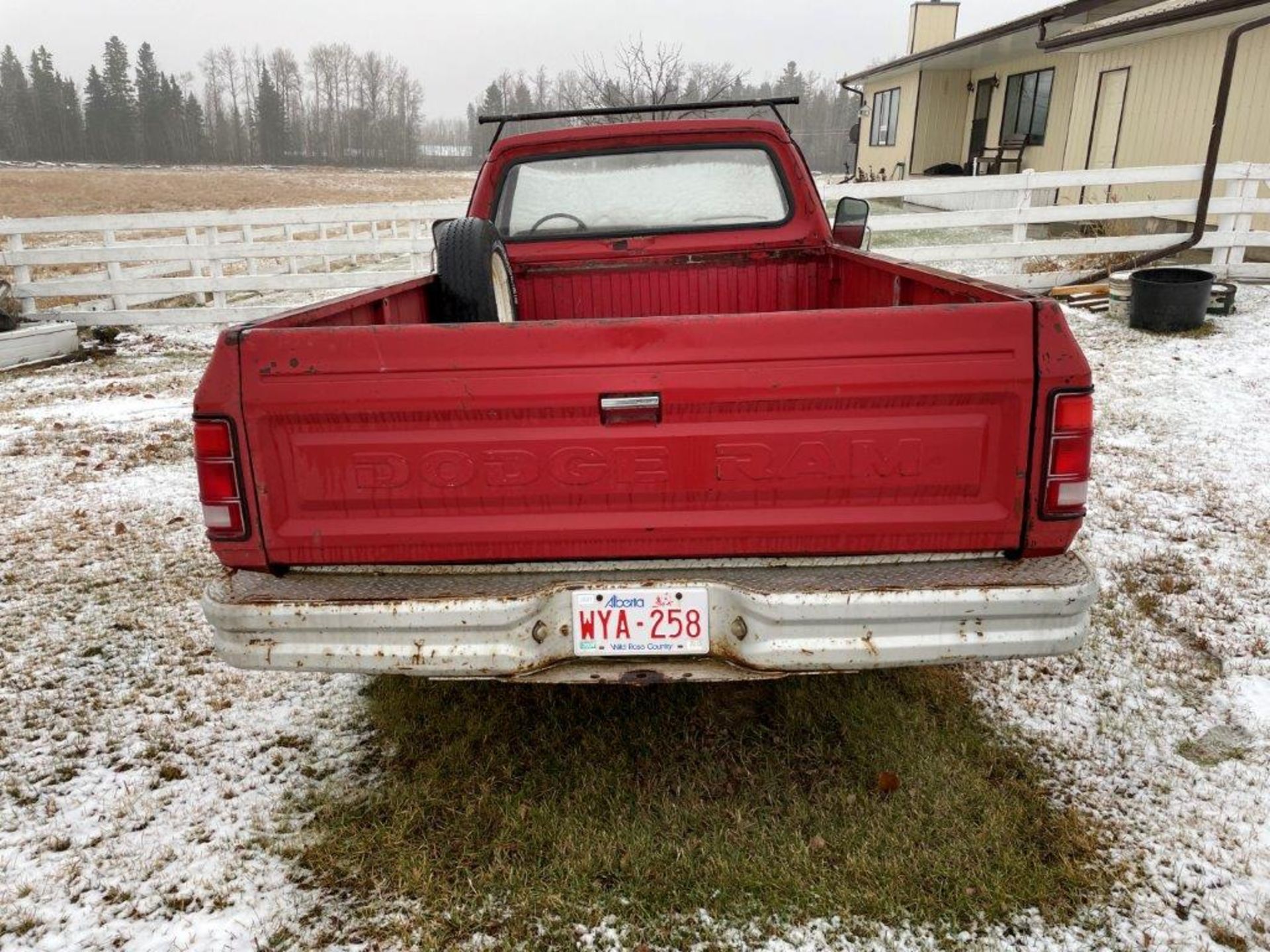 1980 DODGE POWER RAM P/U TRUCK, REG. CAB, 8FT BOX, 4X4, RUNNING CONDITION - Image 7 of 9