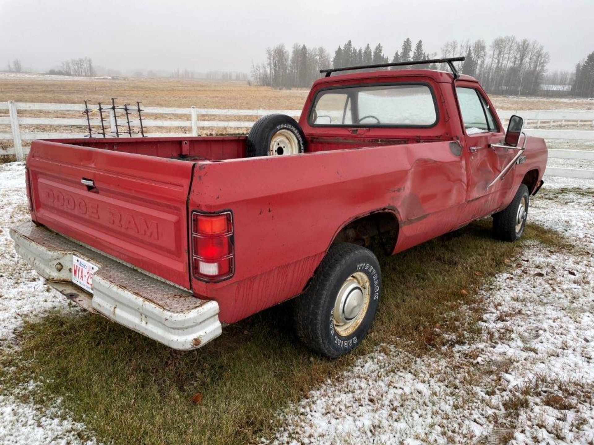 1980 DODGE POWER RAM P/U TRUCK, REG. CAB, 8FT BOX, 4X4, RUNNING CONDITION - Image 6 of 9