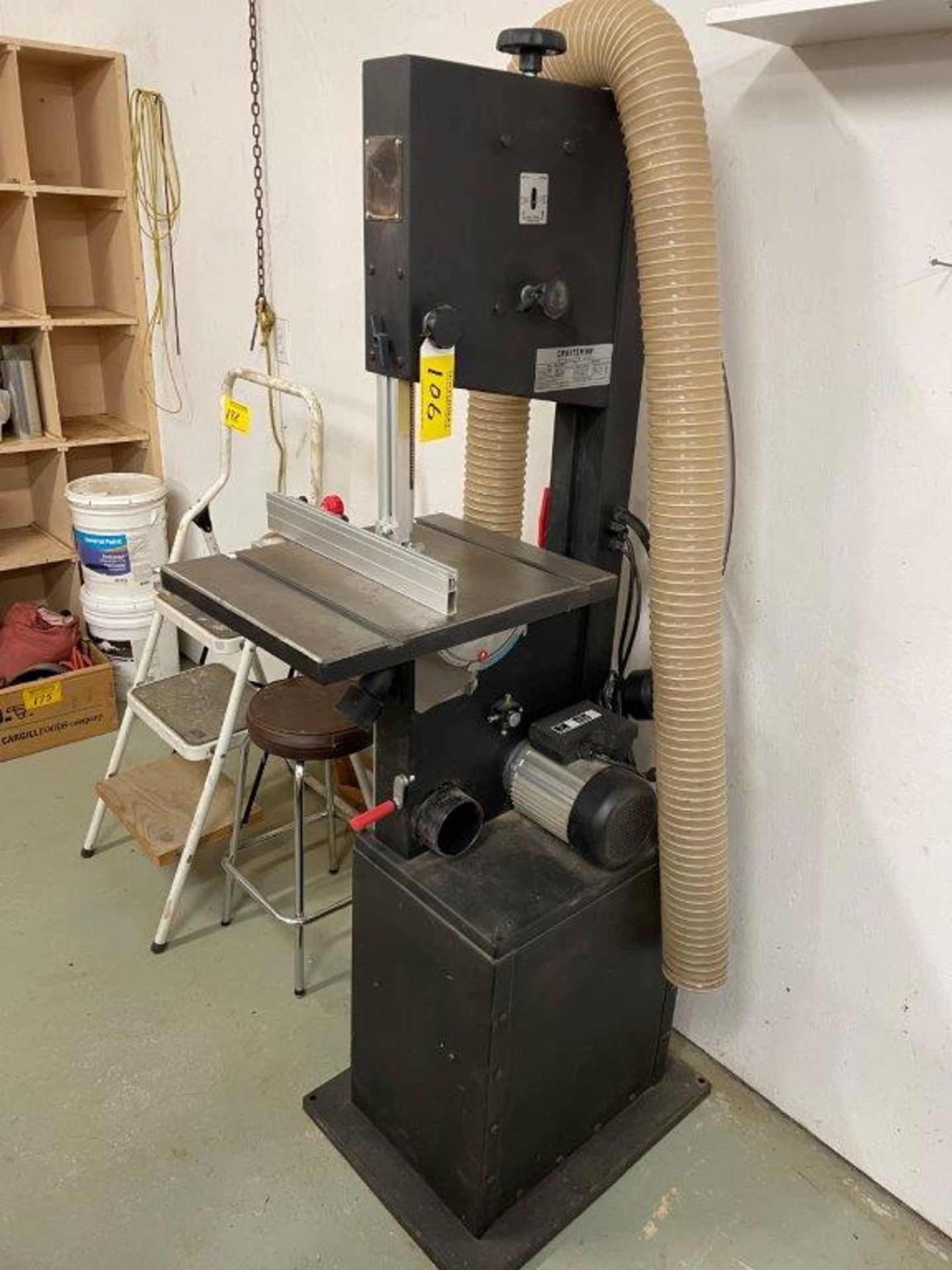 CRAFTSMAN BANDSAW 1HP, 8IN DEPTH 13.5IN THROAT WIDTH