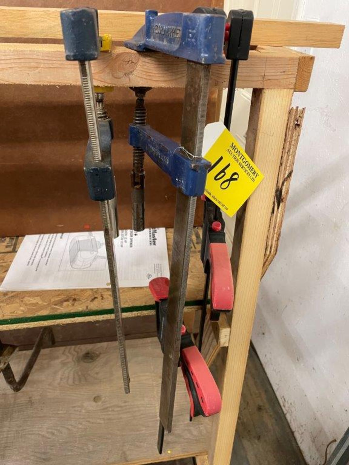 2-QUICK CLAMPS AND 2-BAR CLAMPS