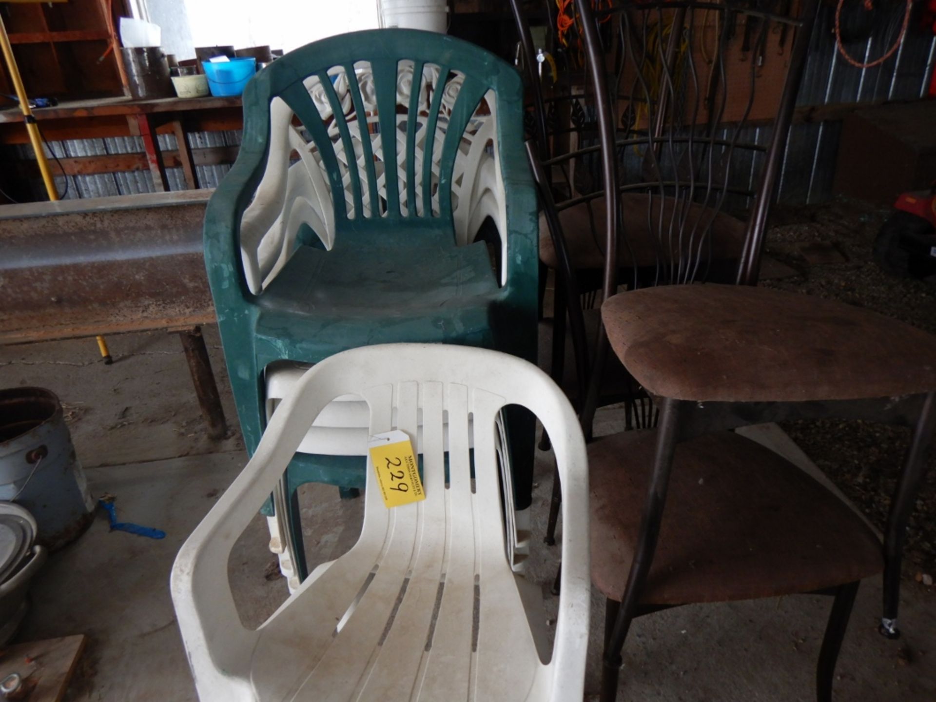 L/O ASSORTED POLY LAWN CHAIRS AND METAL FRAMED CHAIRS