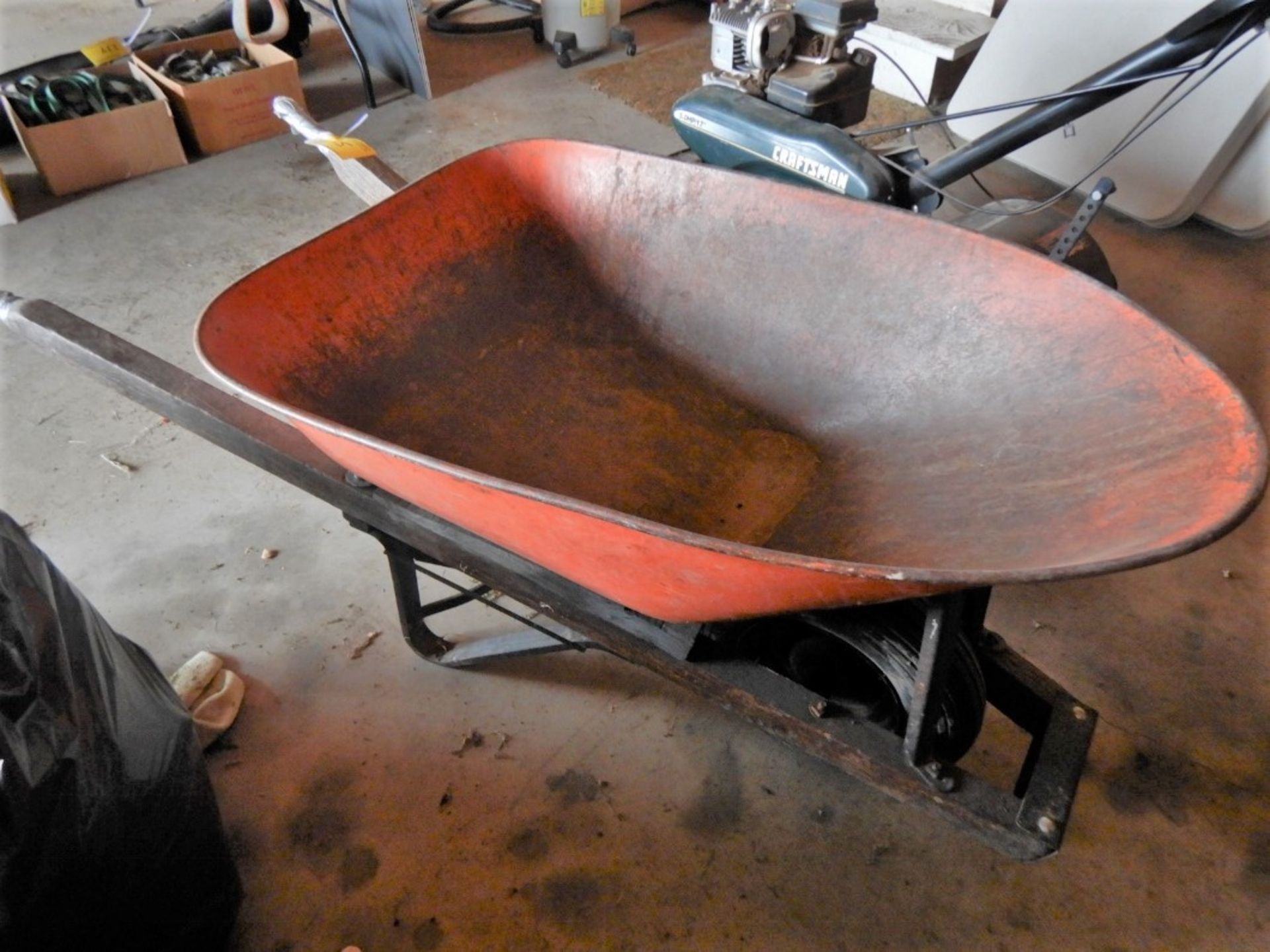 WHEELBARROW - Image 2 of 2