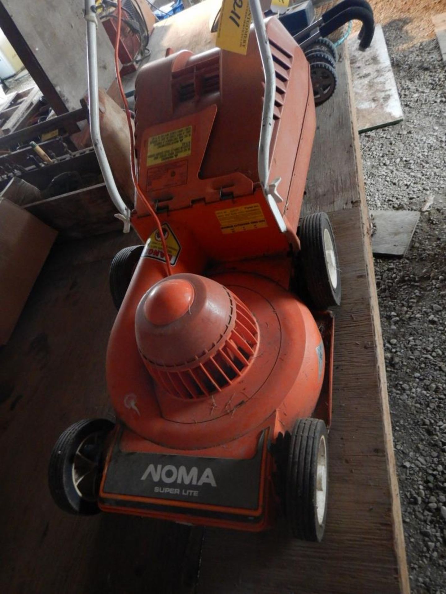 WUMA ELEC LAWN MOWER