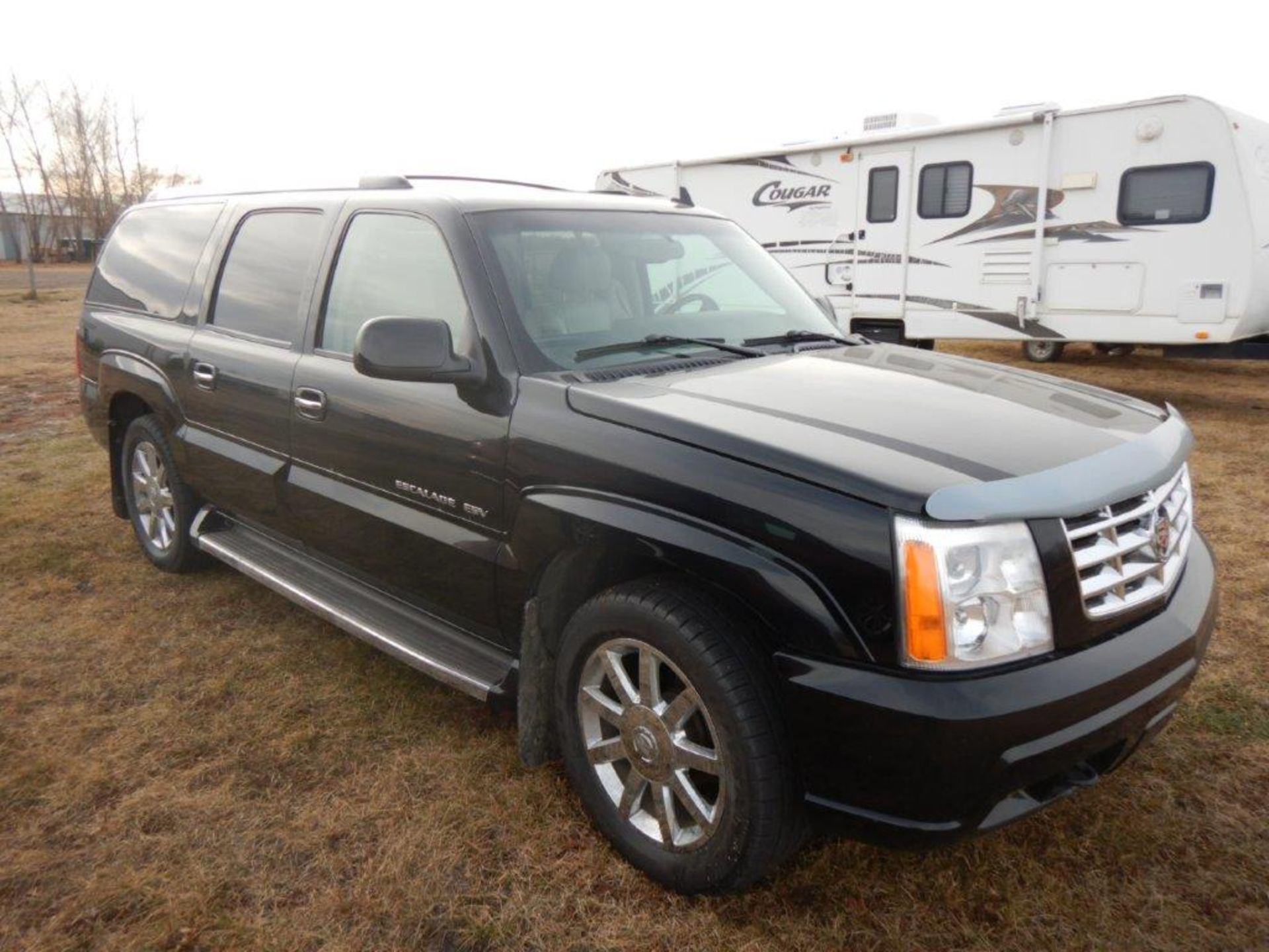 2006 CADILLAC ESCALADE ESV PLATINUM XL V8 AWD SUV, 161,625 KM’S, 3RD ROW SEATING, LEATHER, - Image 4 of 12