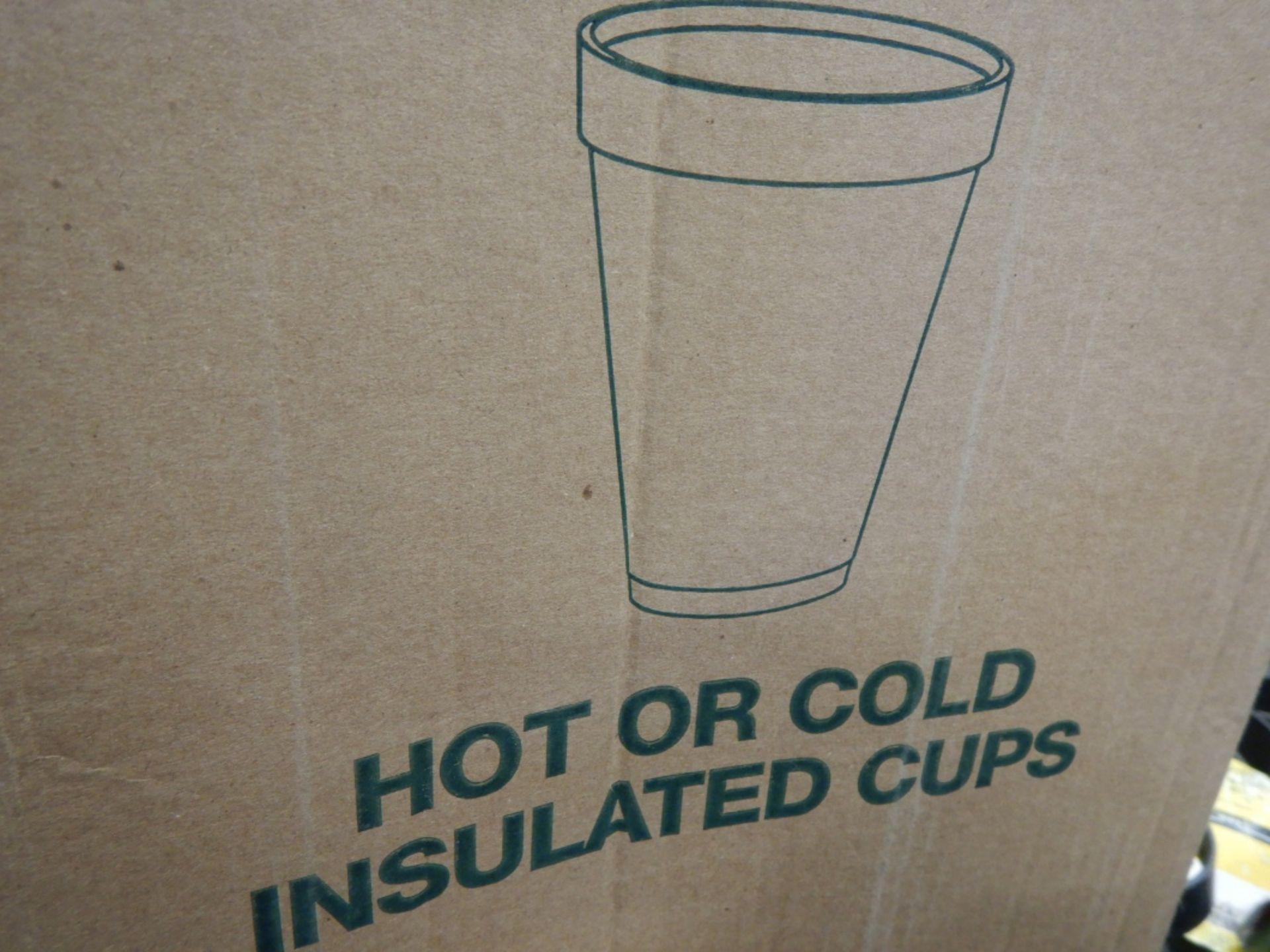 MOBICOOL MB32 12V COOLER, THERMOS AND BOX OF STYROFOAM J-CUPS - Image 6 of 6