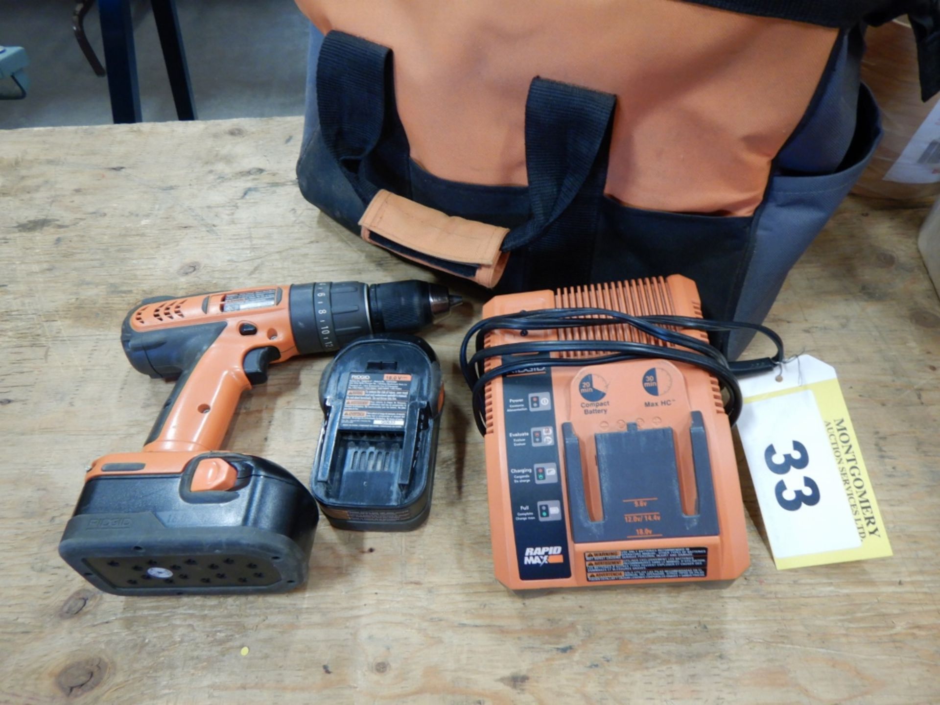 RIDGID 18V CORDLESS DRILL W/ BATTERIES AND CHARGER - Image 2 of 4