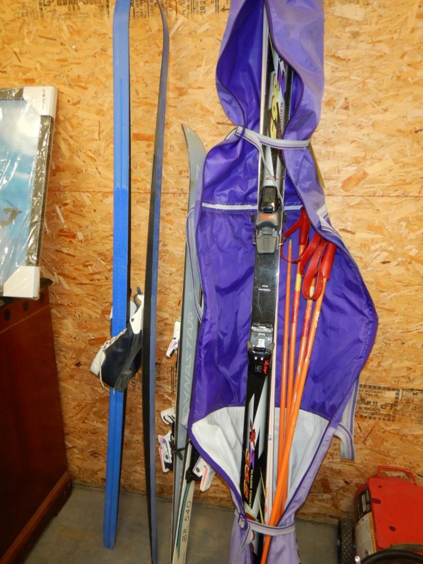 3 SETS OF SKI'S ROSSIGNOL XZ365'S, SOHO CROSS COUNTRY SKI'SW/BOOTS,DYNASTAR SR 540'S - Image 5 of 6