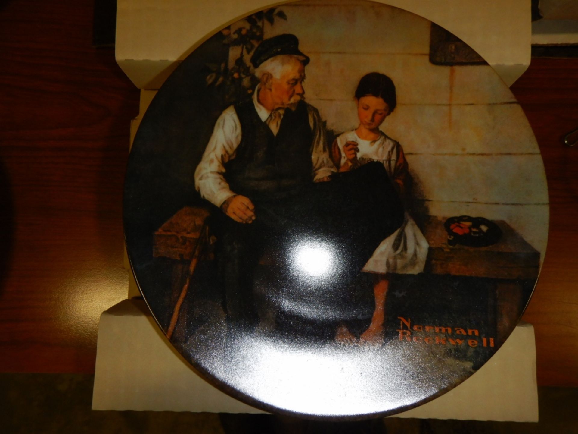 L/O 5-EDWIN KNOWLES AND NORMAN ROCKWELL COLLECTOR PLATES, #2781E THE PANTRY RAID, #3256B EASTER, # - Image 6 of 7