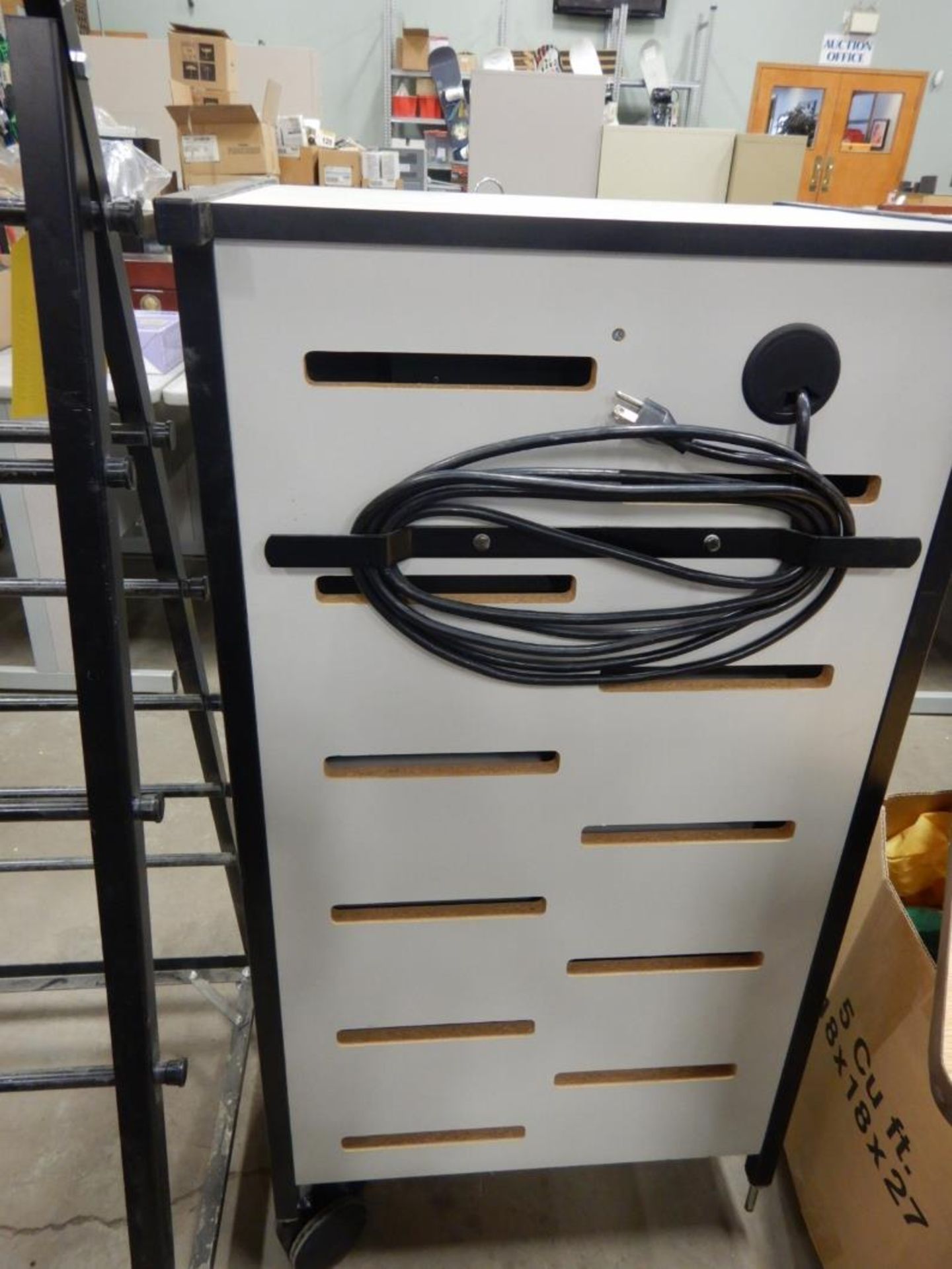 MOBILE STORAGE CABINET W/ CASTERS - ONE CASTER IS BROKEN. - Image 4 of 4