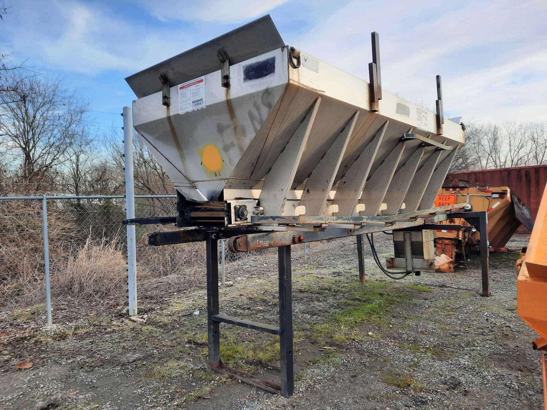 2002 SWENSON EV150 SPREADER (VDOT UNIT: N18024) - Image 2 of 4