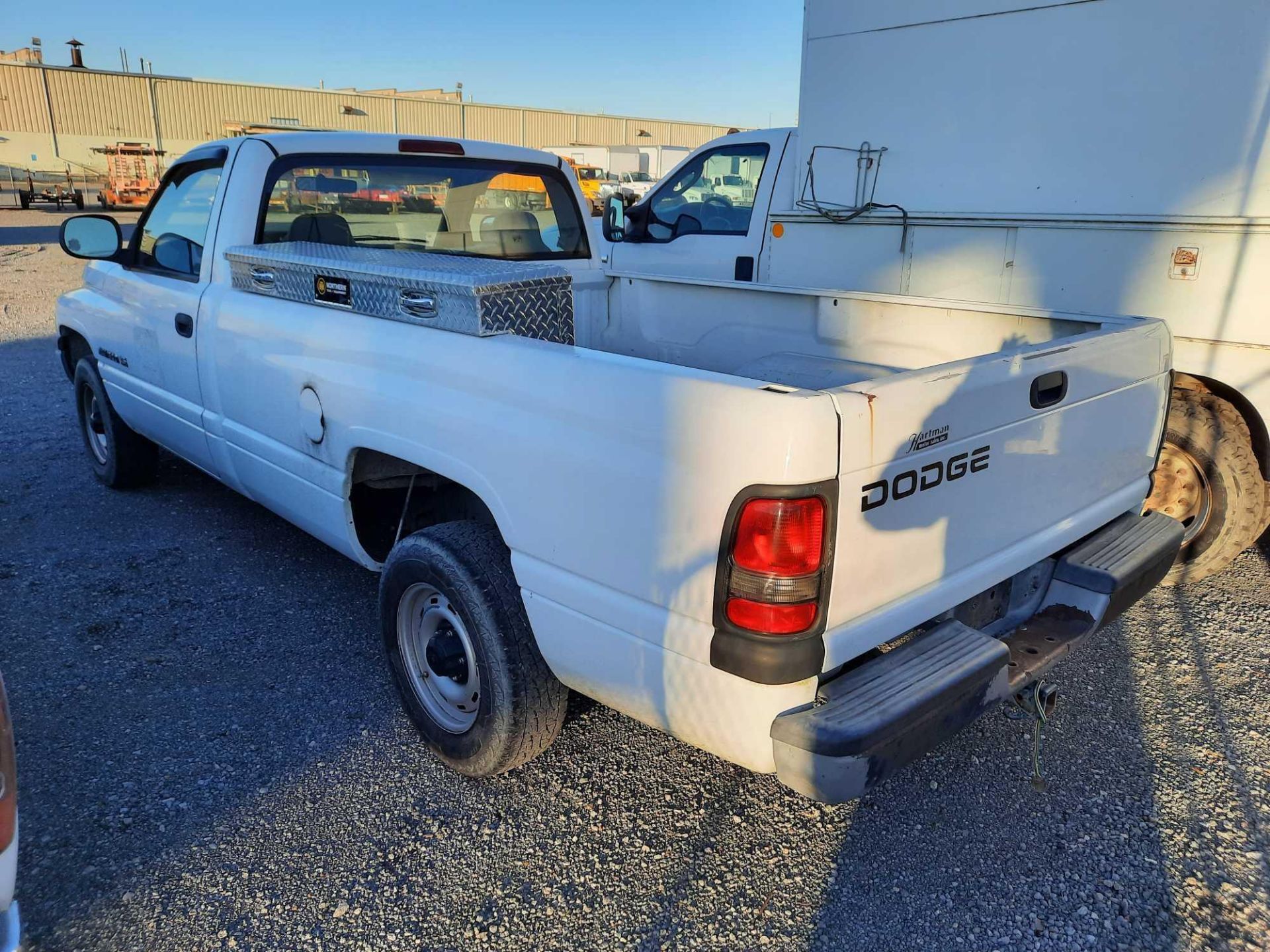 2001 DODGE 1500 PICK-UP TRUCK - Image 2 of 13