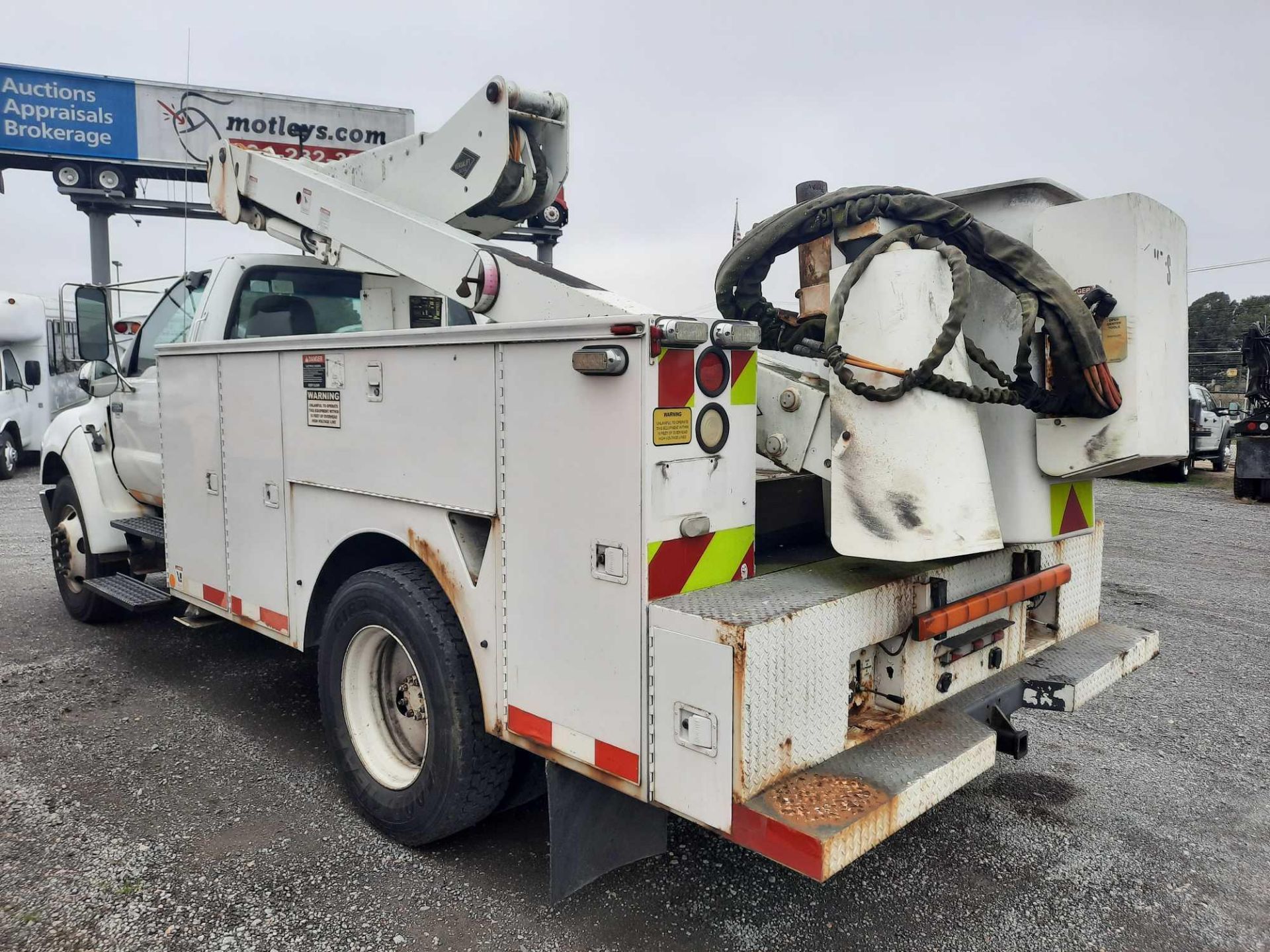 2004 FORD F650 TRUCK - AERIAL BUCKET (VDOT UNIT: R06607) - Bild 3 aus 4