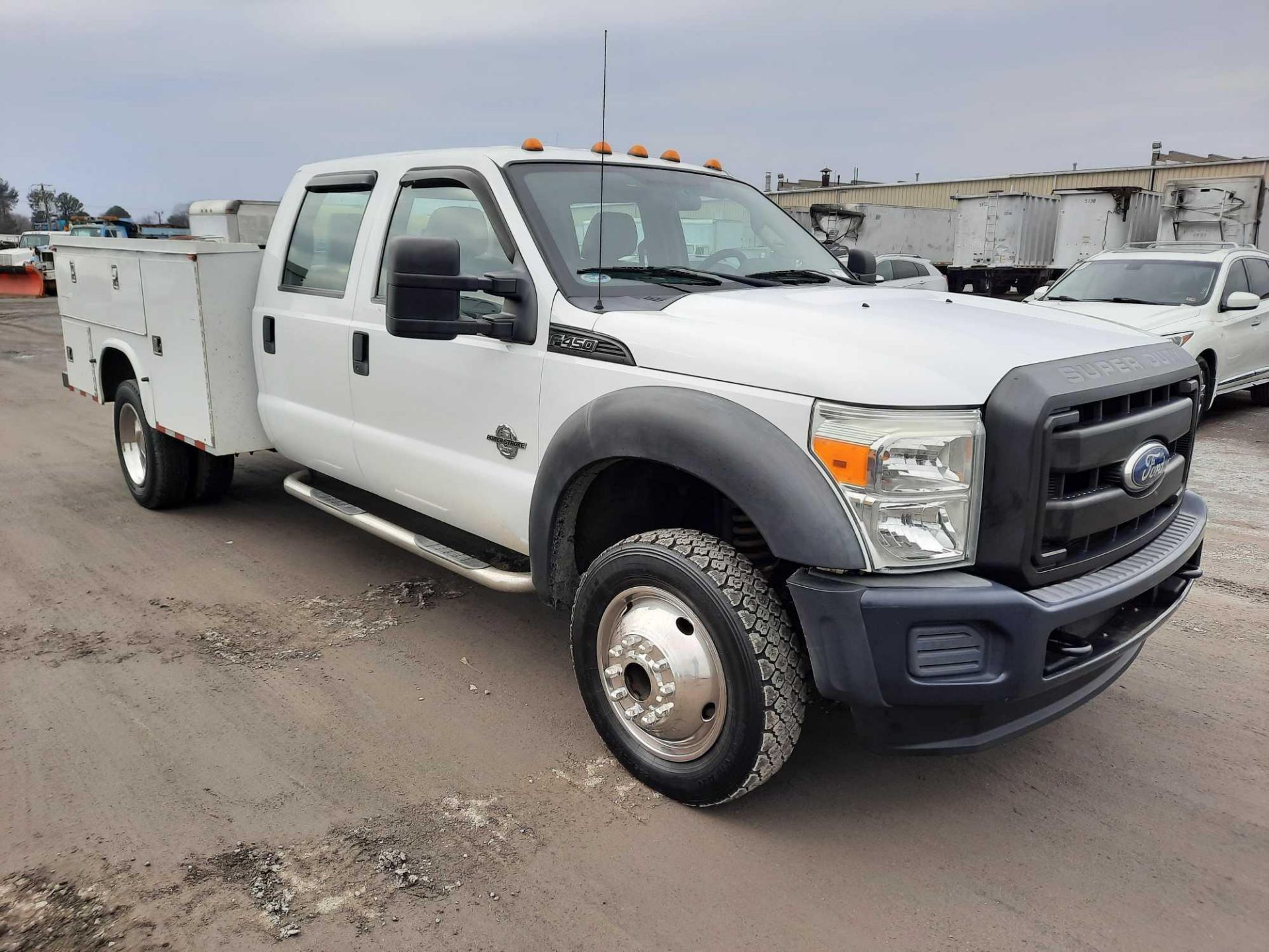 2011 FORD F450 DUALLY 4X4 SERVICE TRUCK - Image 4 of 27