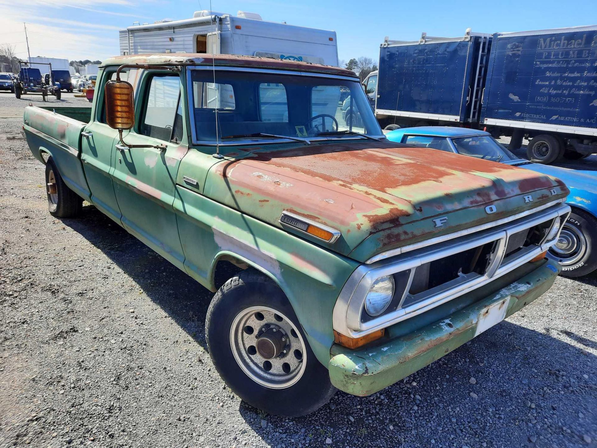 1972 FORD CREW CAB 350 PICK UP TRUCK (INOPERABLE) - Image 4 of 15