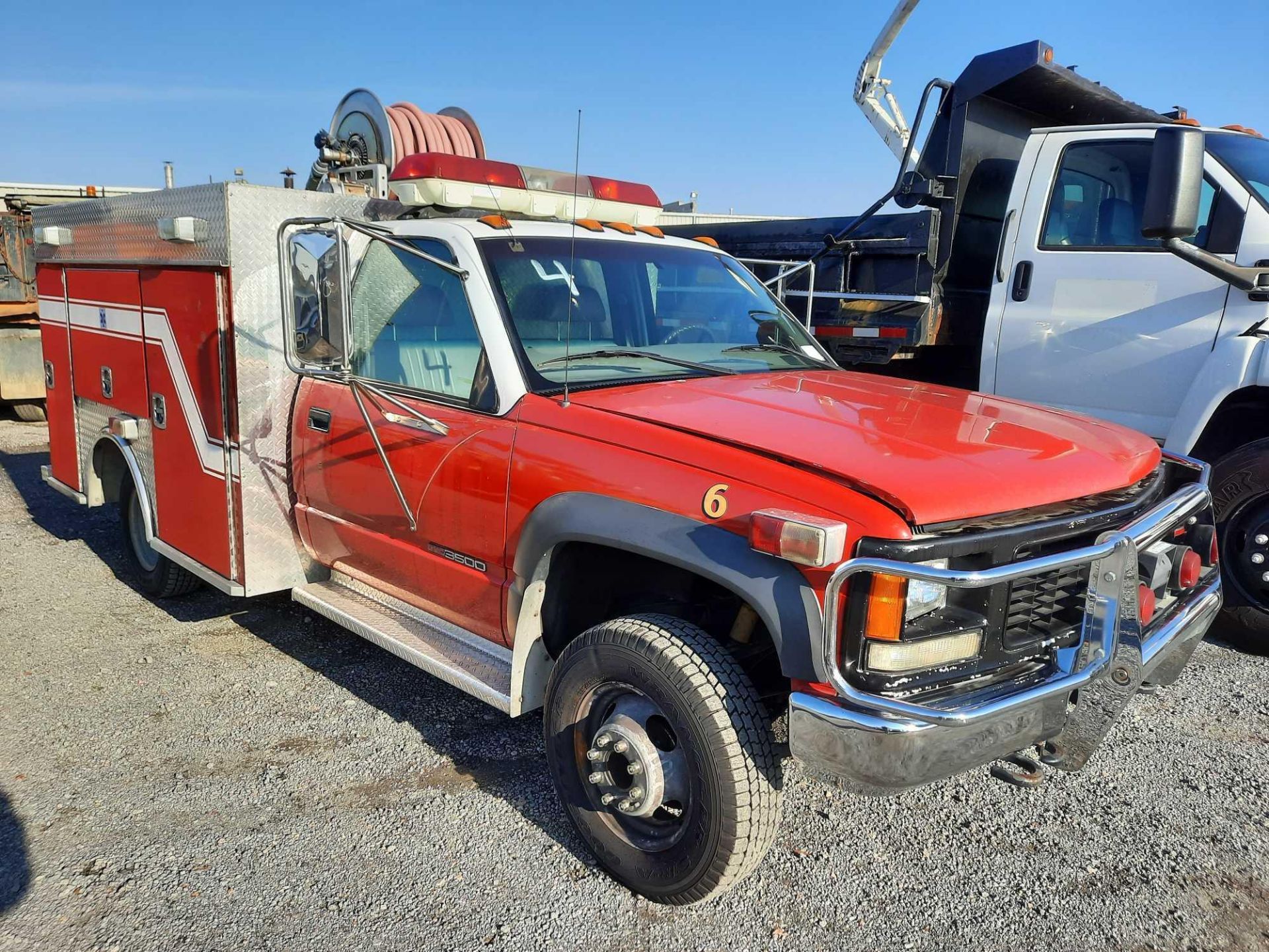 1997 GMC K3500 4x4 FIRE & EMS TRUCK  (Hanover Unit# 1700)