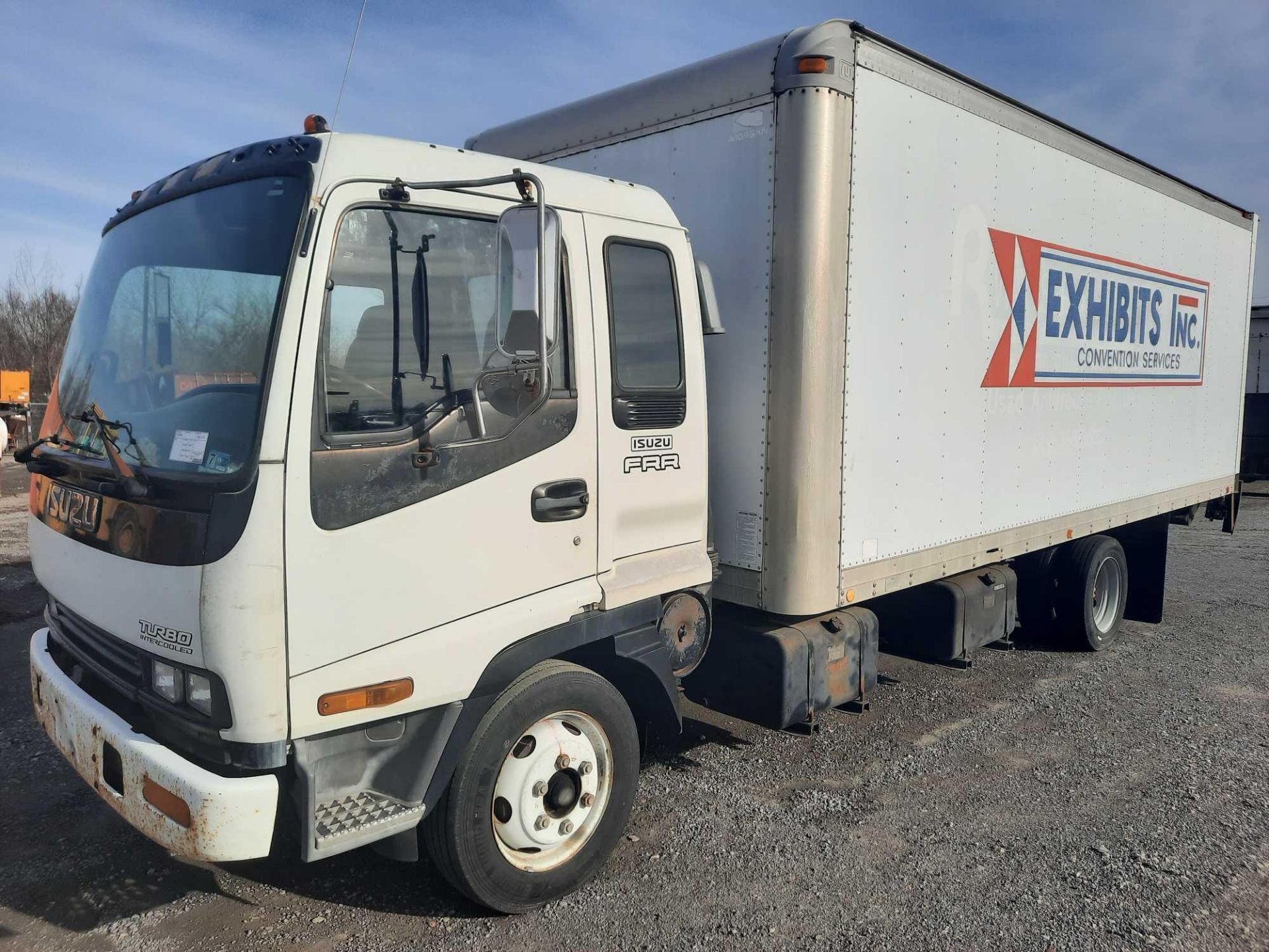 2000 ISUZU BOX TRUCK