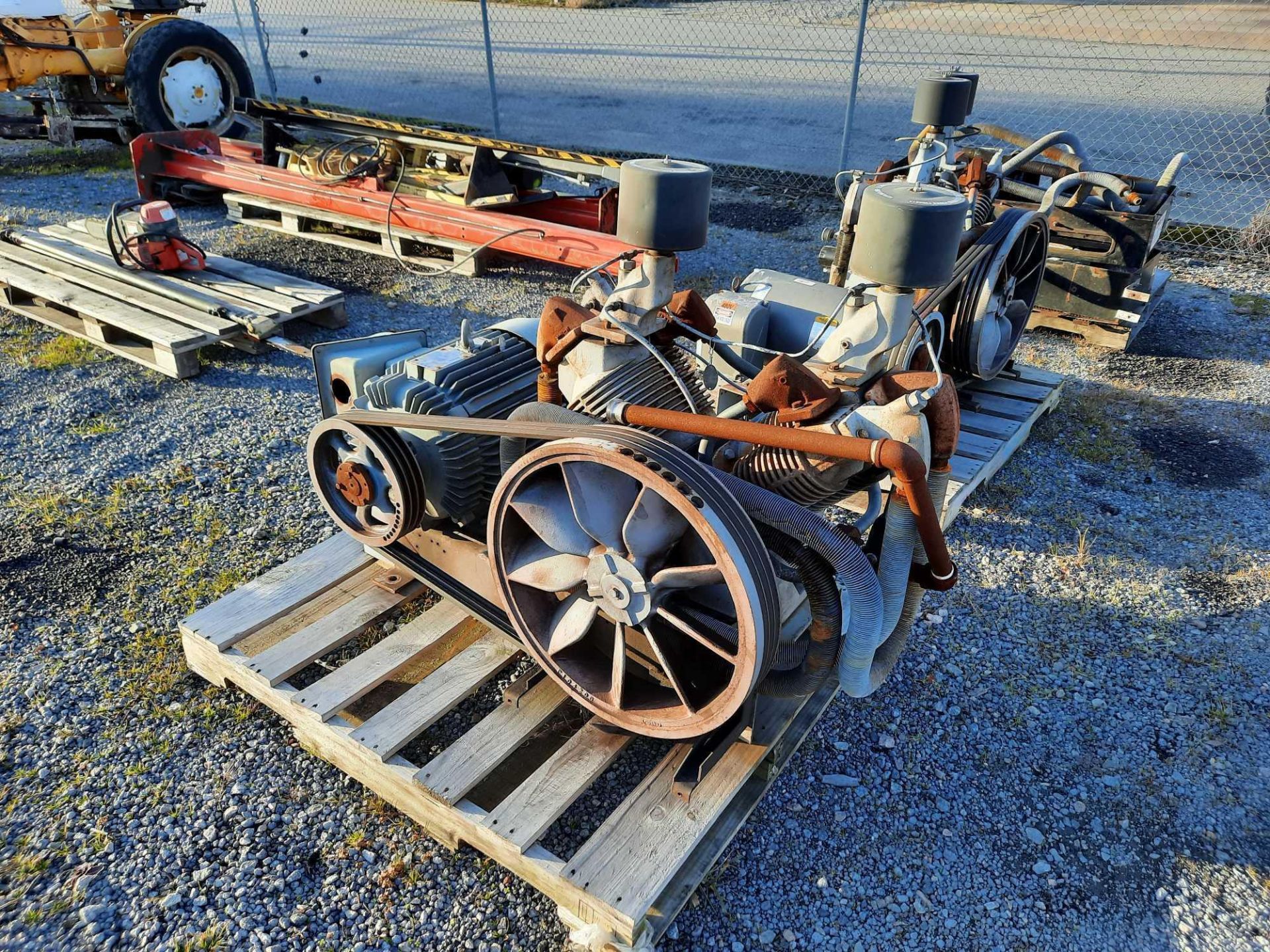 GARDNER DENVER AIR COMPRESSOR - Image 4 of 4