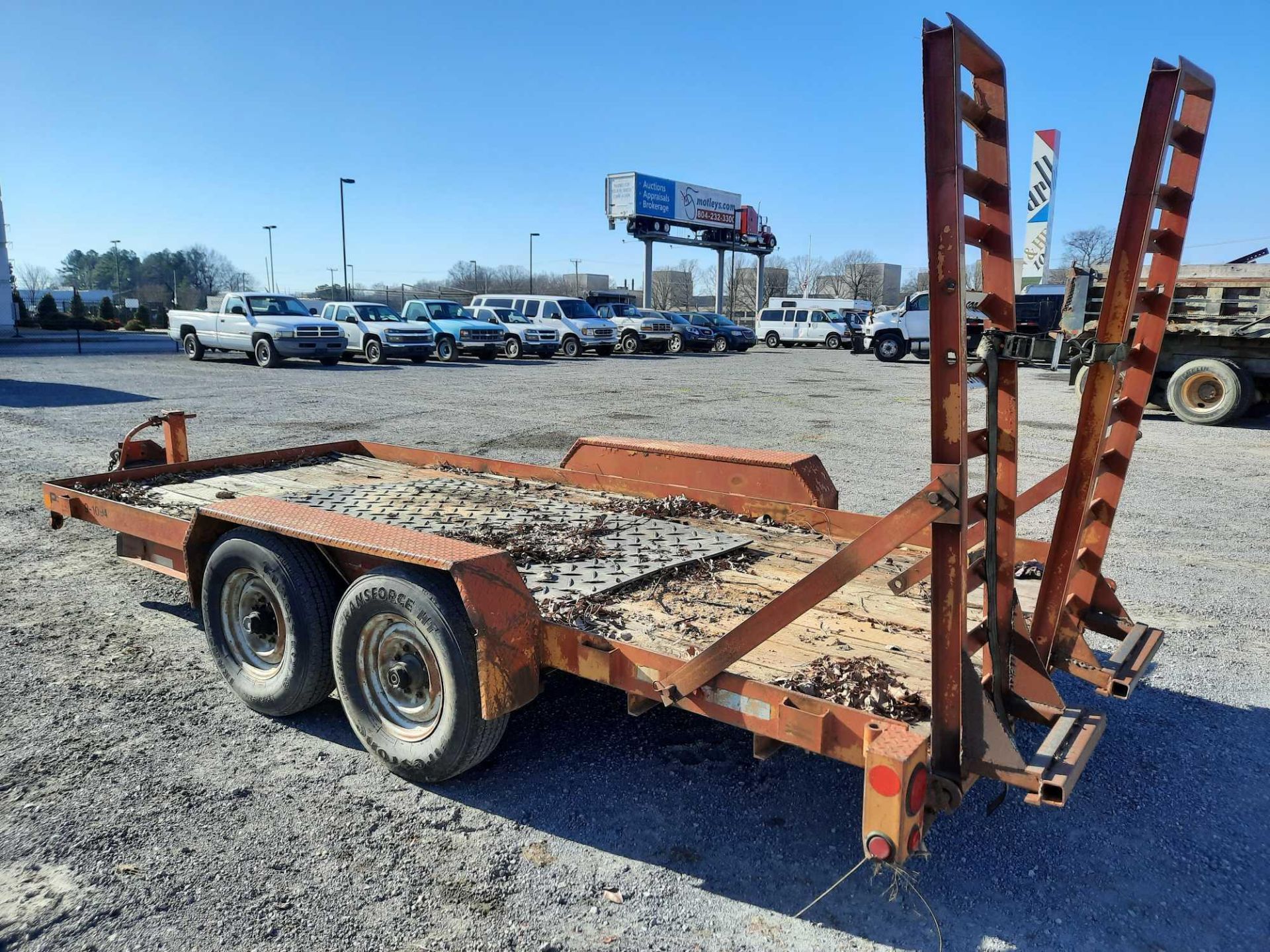 2004 SUTR TANDEM AXLE TRAILER - Image 3 of 4