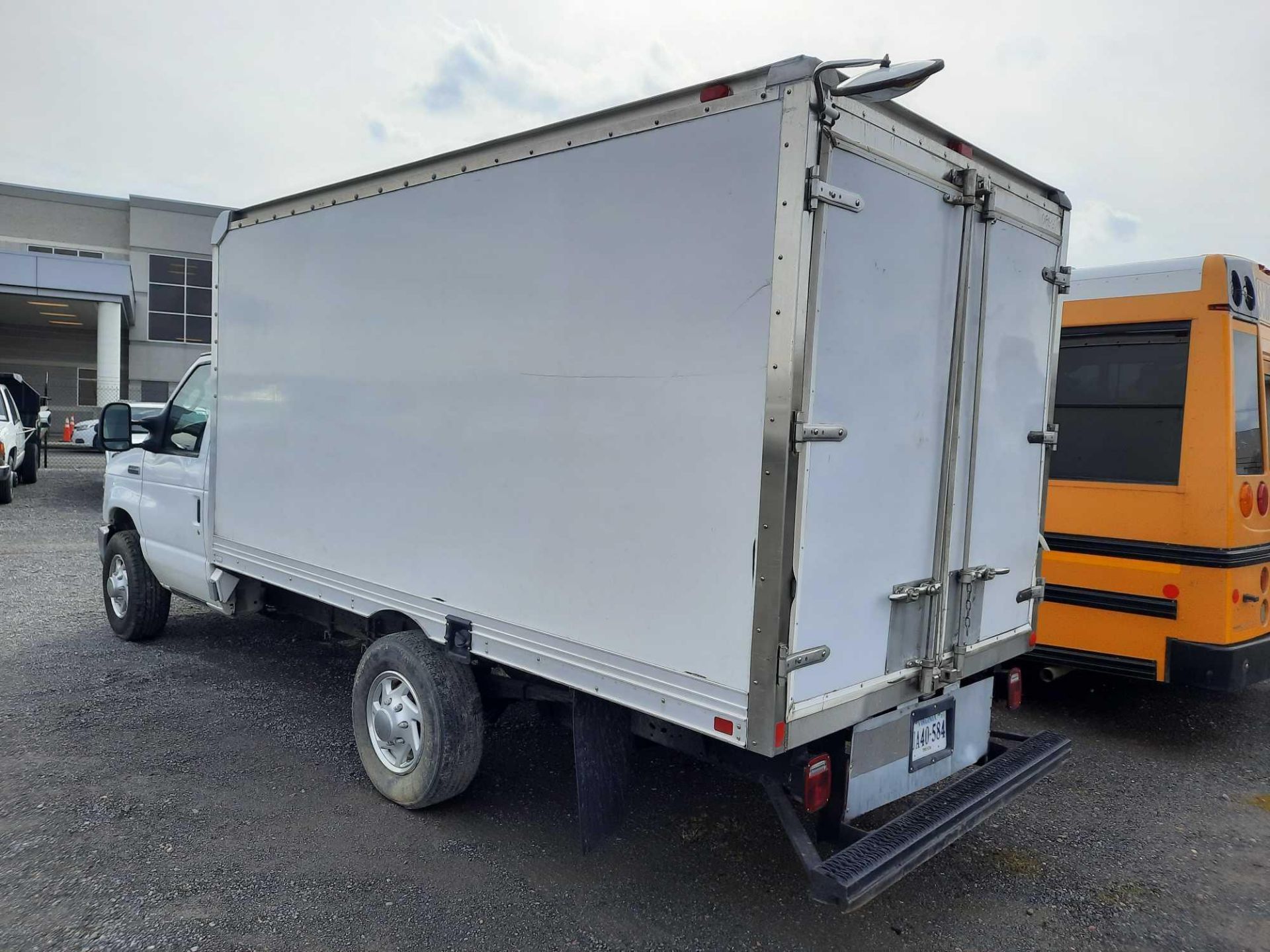 2008 FORD E-350 ECONOLINE REEFER VAN - Bild 2 aus 16