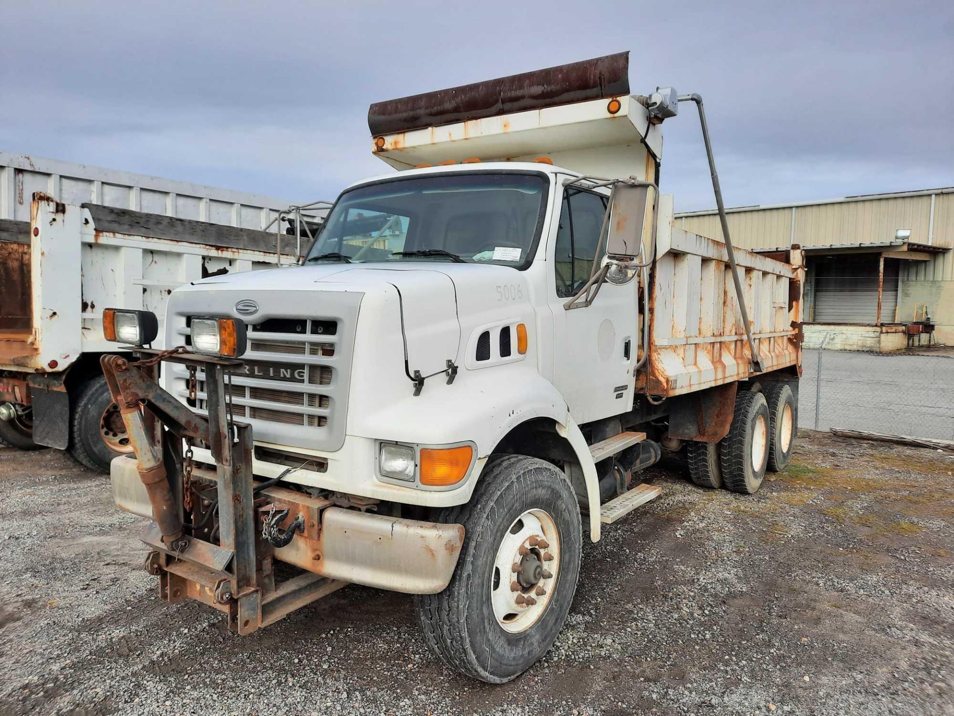 2007 STERLING LT750 16' TANDEM DUMP TRUCK