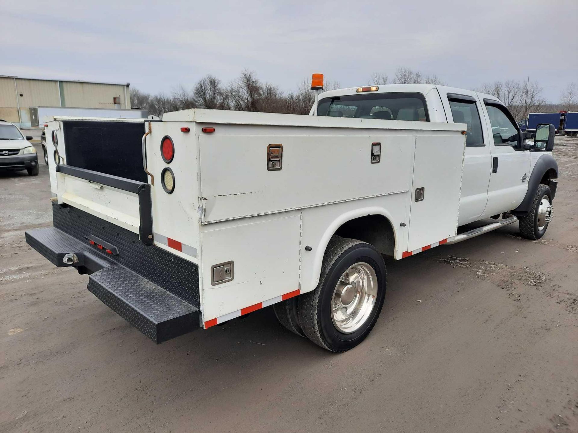 2011 FORD F450 DUALLY 4X4 SERVICE TRUCK - Image 3 of 27